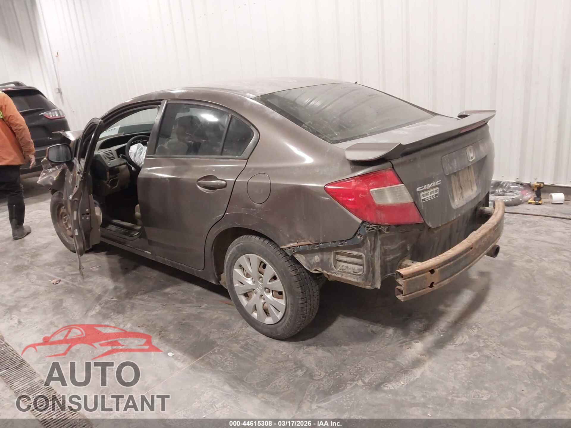 HONDA CIVIC 2012 - 2HGFB2F55CH516505