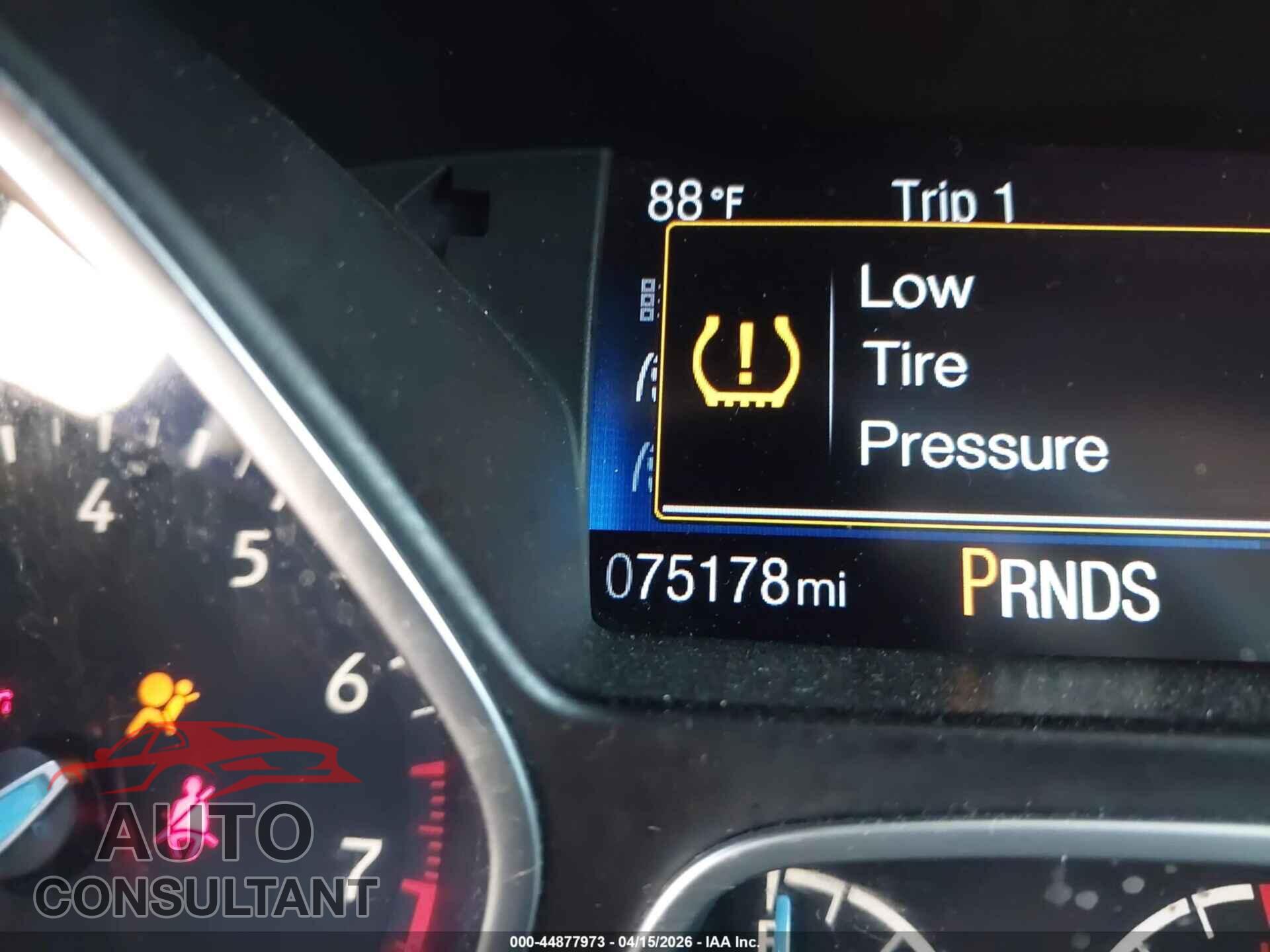 FORD FOCUS 2016 - 1FADP3F22GL268263