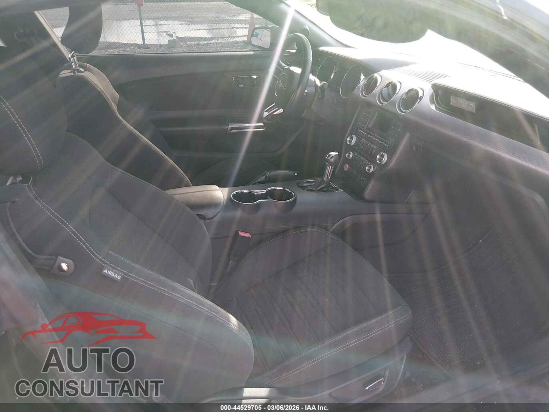 FORD MUSTANG 2016 - 1FA6P8TH7G5289743
