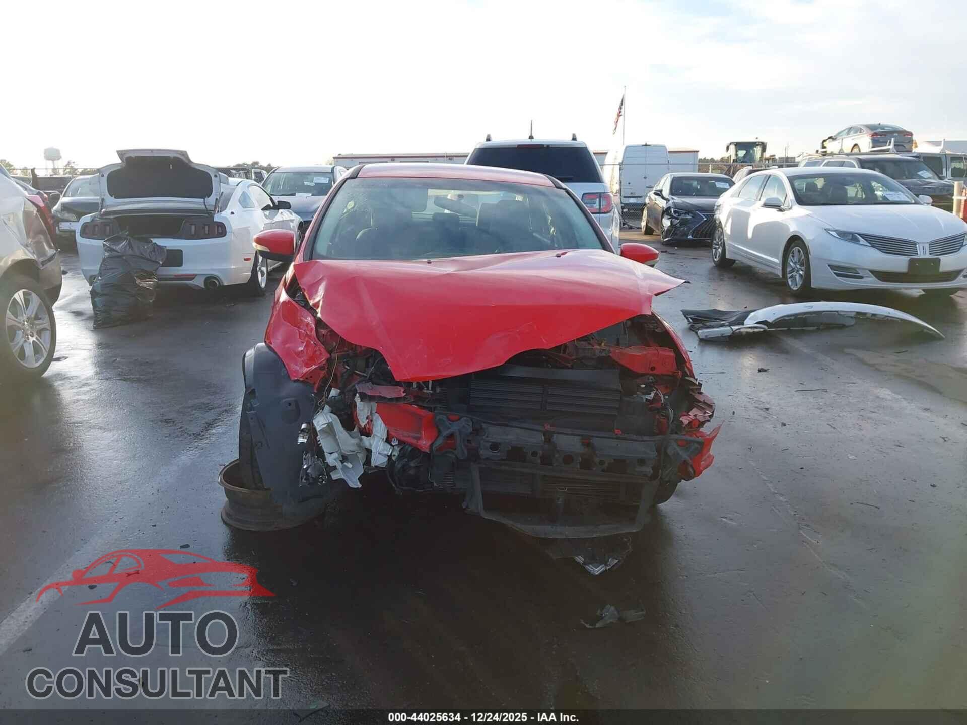 FORD FOCUS 2013 - 1FADP3F24DL149772