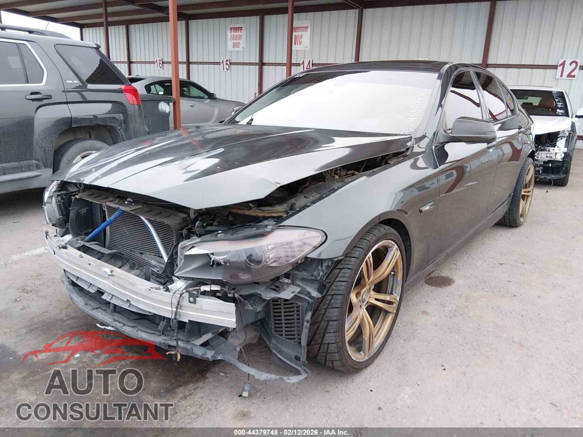BMW 528I 2013 - WBAXG5C52DDY31414