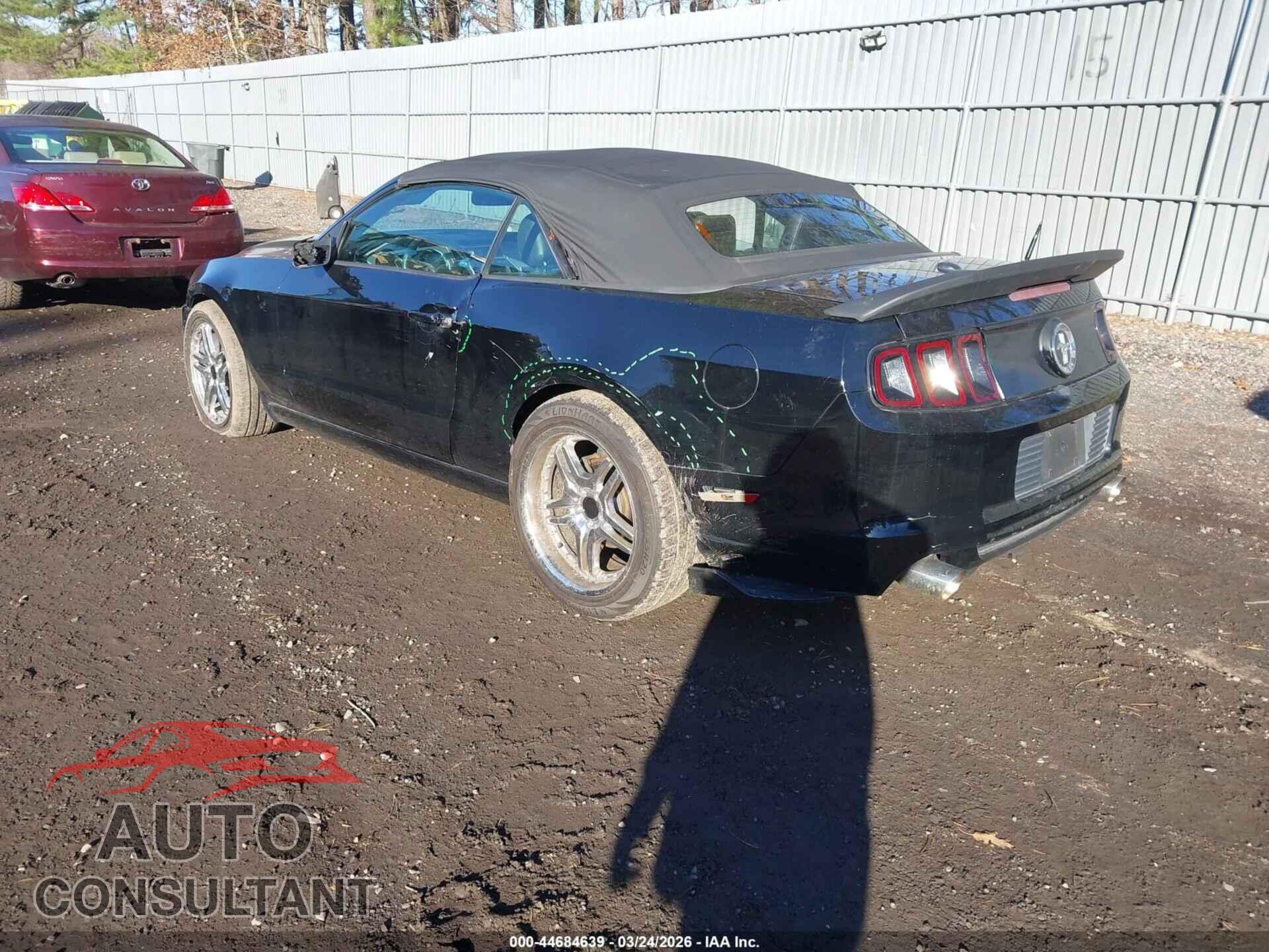 FORD MUSTANG 2014 - 1ZVBP8EM8E5208388