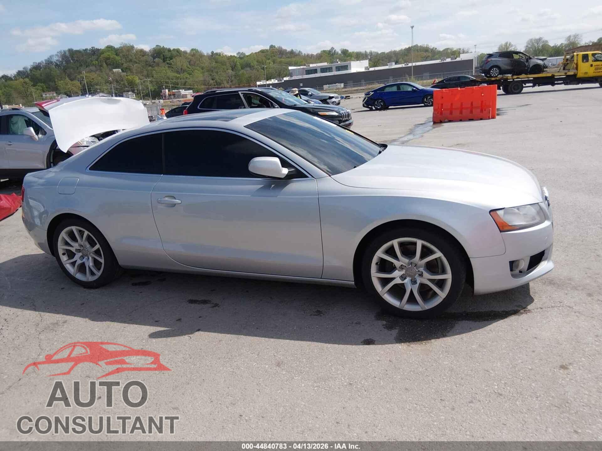 AUDI A5 2012 - WAUCFAFR0CA002849