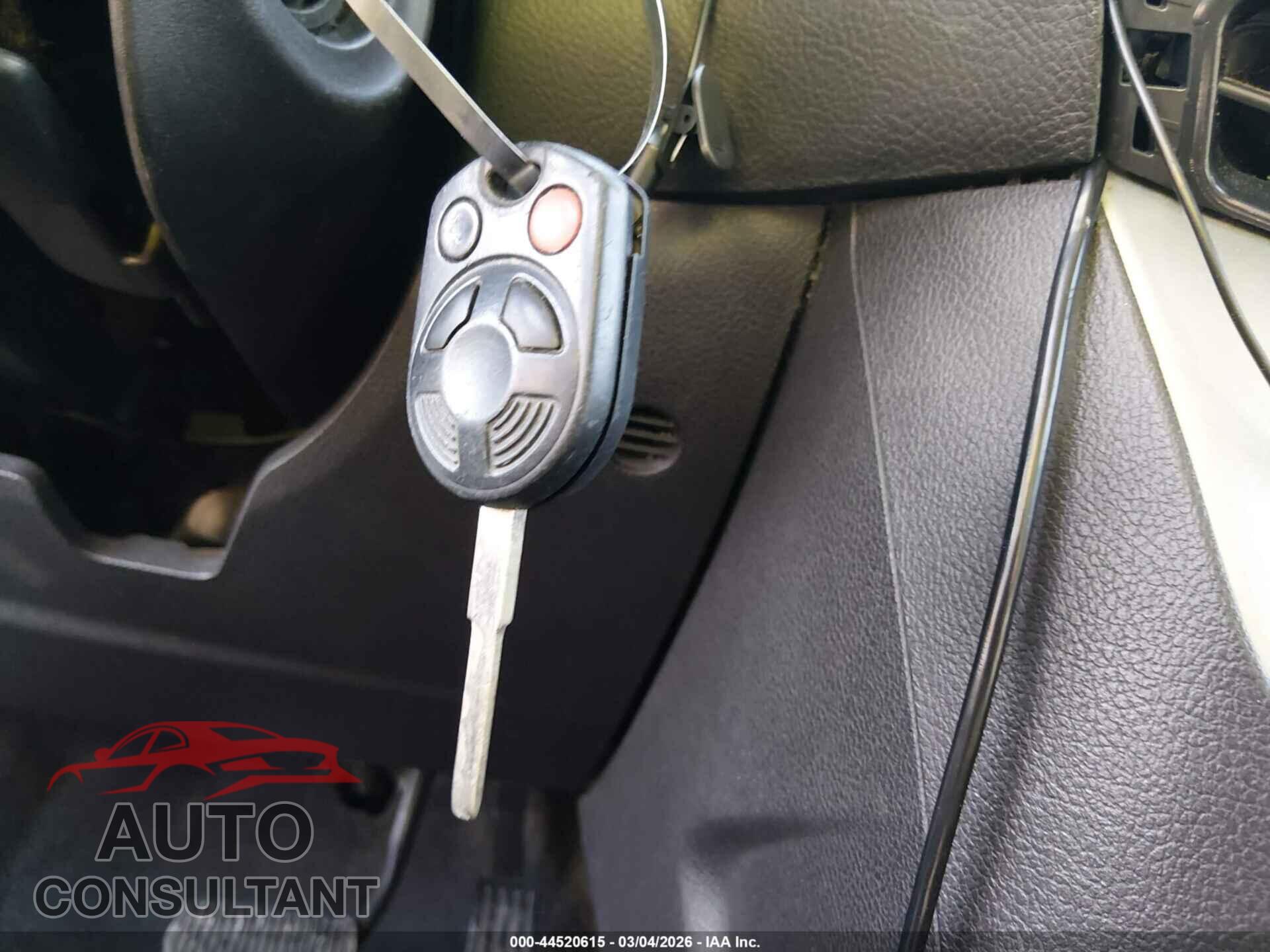 FORD FOCUS 2012 - 1FAHP3F2XCL361821