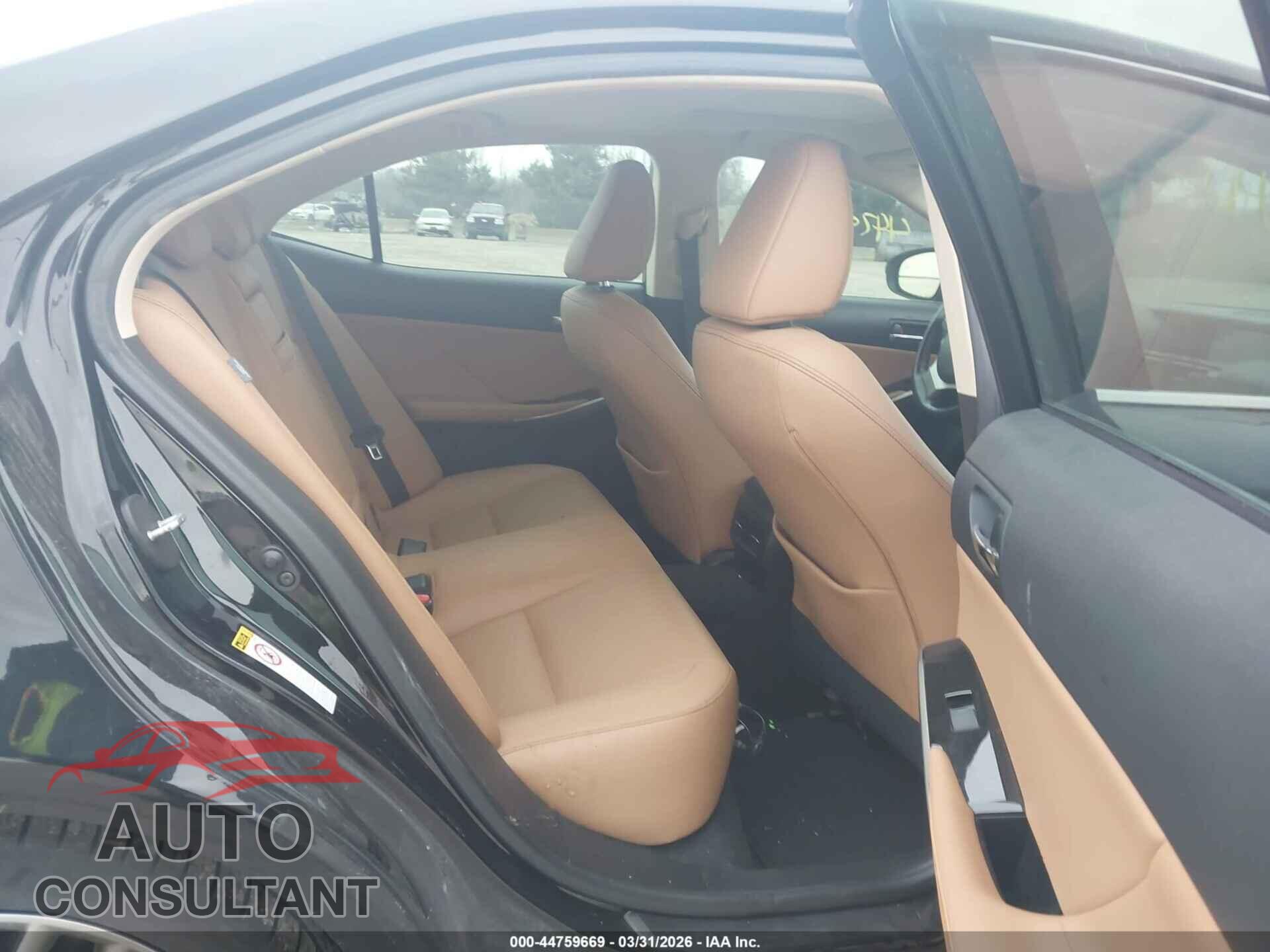 LEXUS IS 250 2015 - JTHCF1D25F5028514