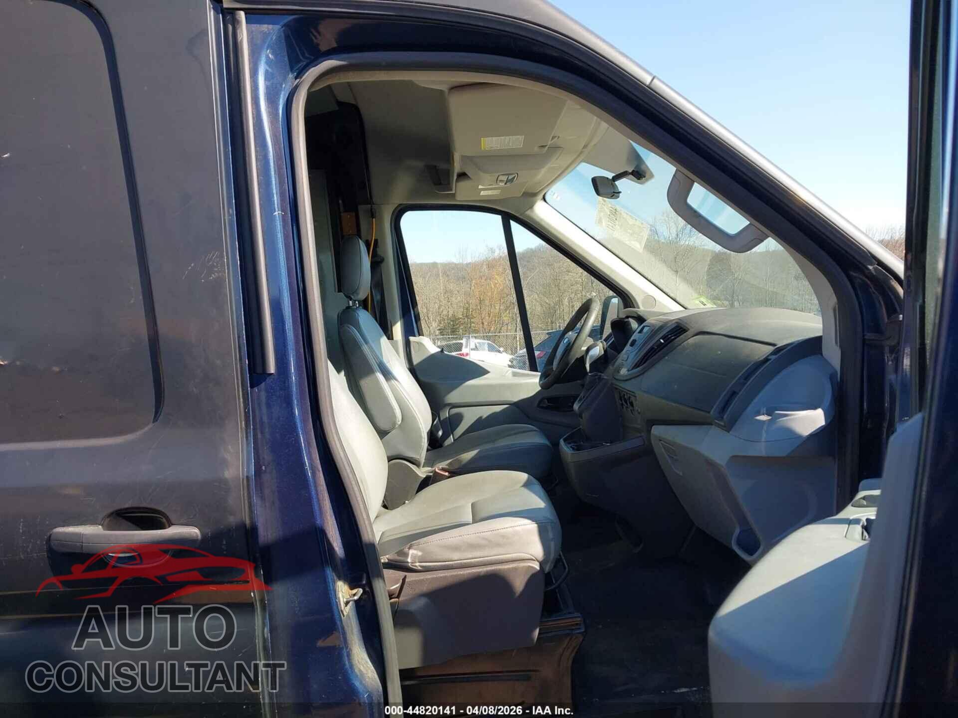 FORD TRANSIT-150 2015 - 1FTNE2CM9FKA07480