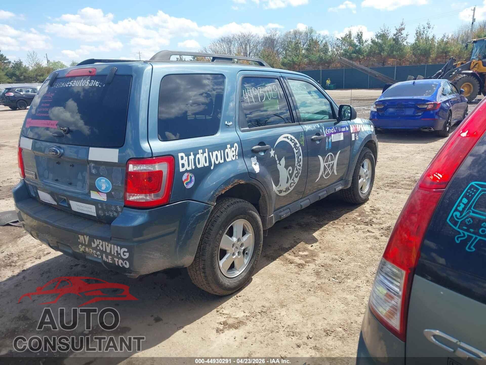 FORD ESCAPE 2011 - 1FMCU0D74BKC60686