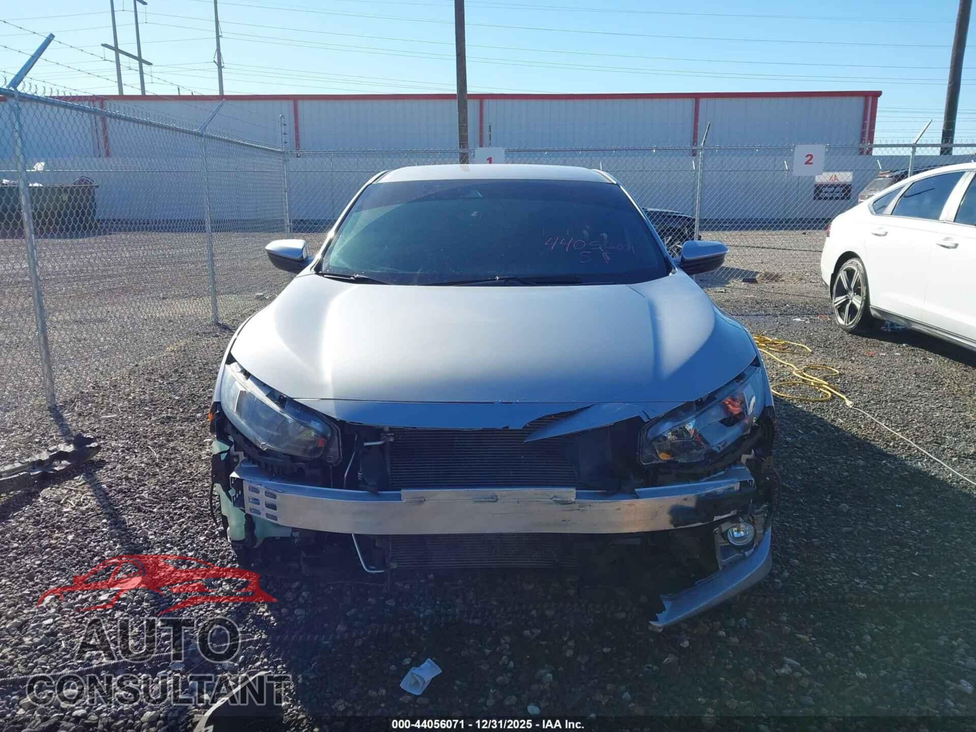 HONDA CIVIC 2019 - 2HGFC2F88KH579846