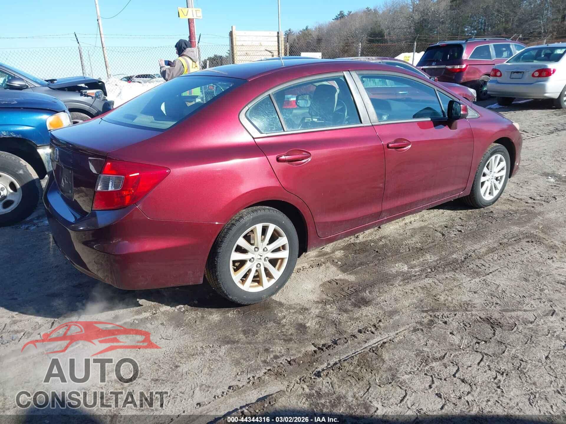 HONDA CIVIC 2012 - 2HGFB2F98CH543426