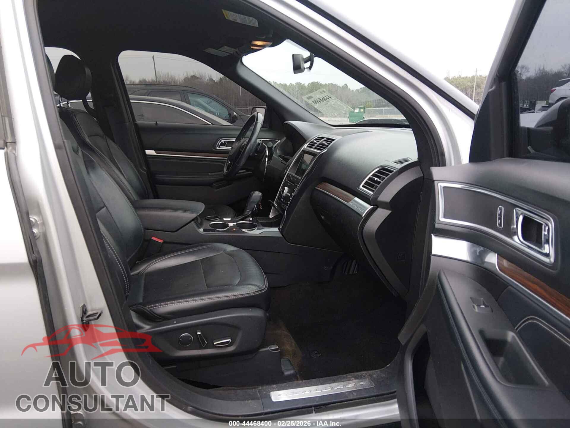 FORD EXPLORER 2017 - 1FM5K7F86HGC68555