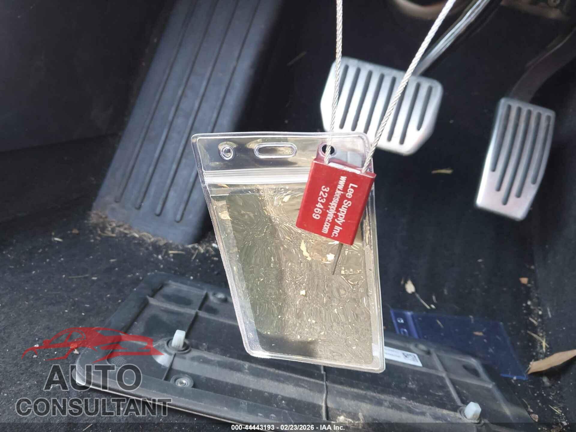 TESLA MODEL 3 2018 - 5YJ3E1EA2JF009694