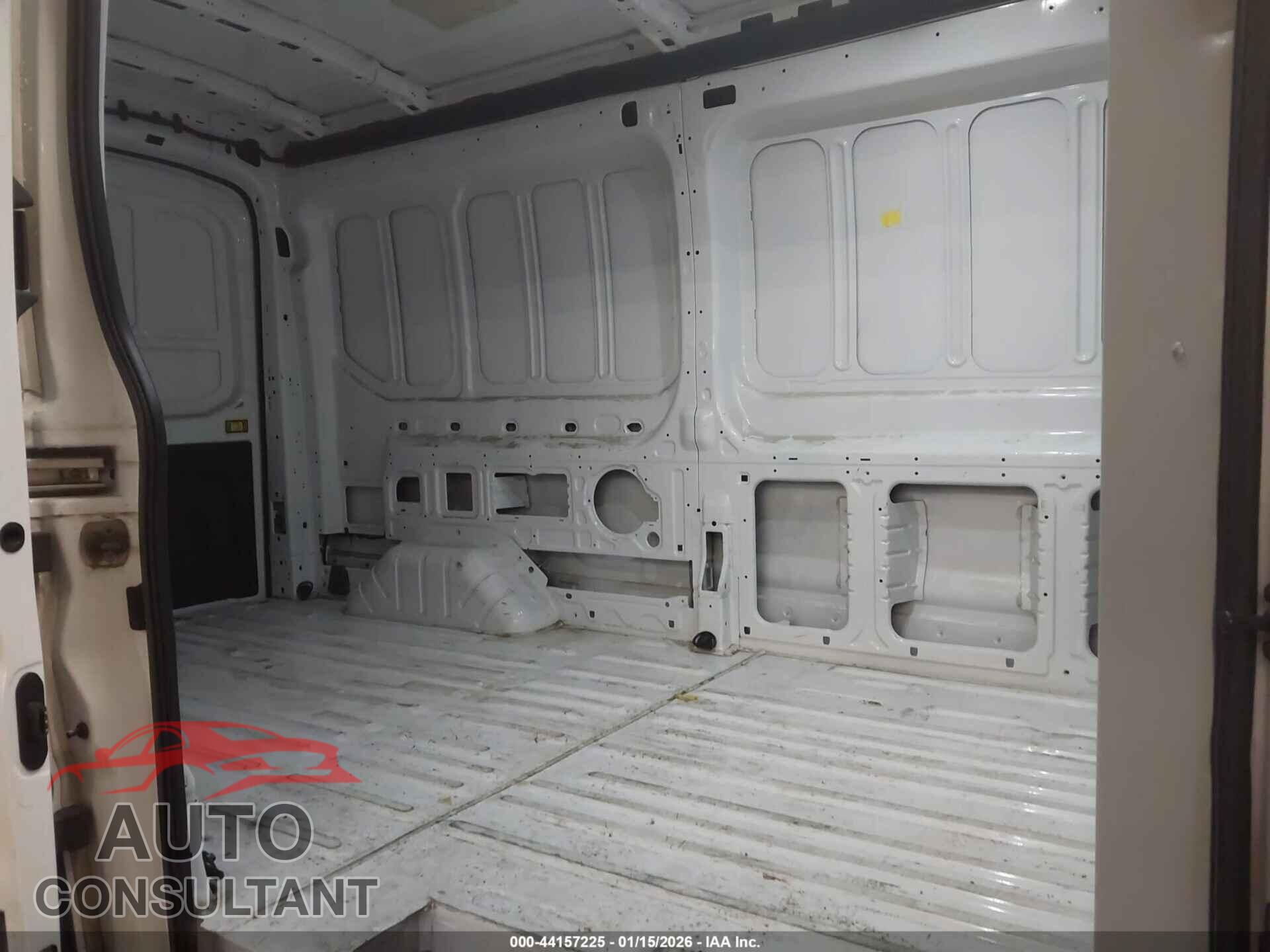 FORD TRANSIT-250 2023 - 1FTBR2C8XPKB52894