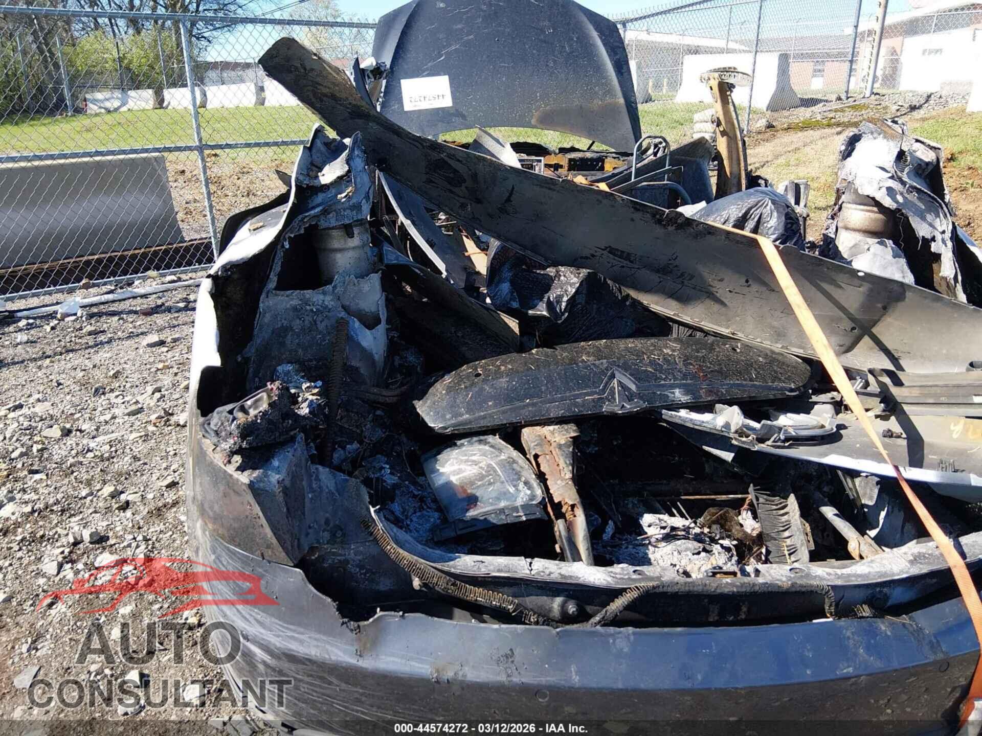 TESLA MODEL S 2015 - 5YJSA1H25FF084490