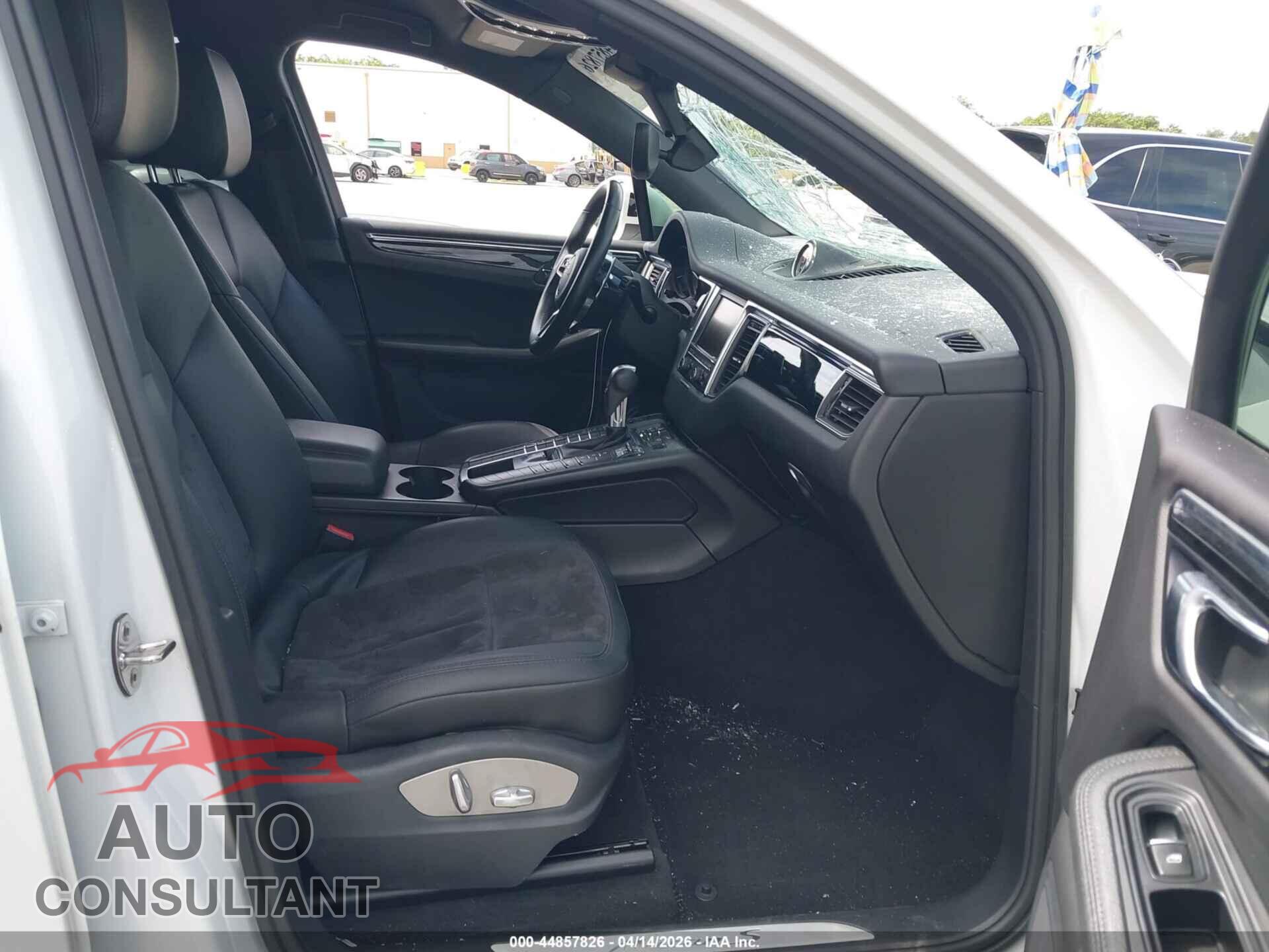 PORSCHE MACAN 2015 - WP1AB2A59FLB52630