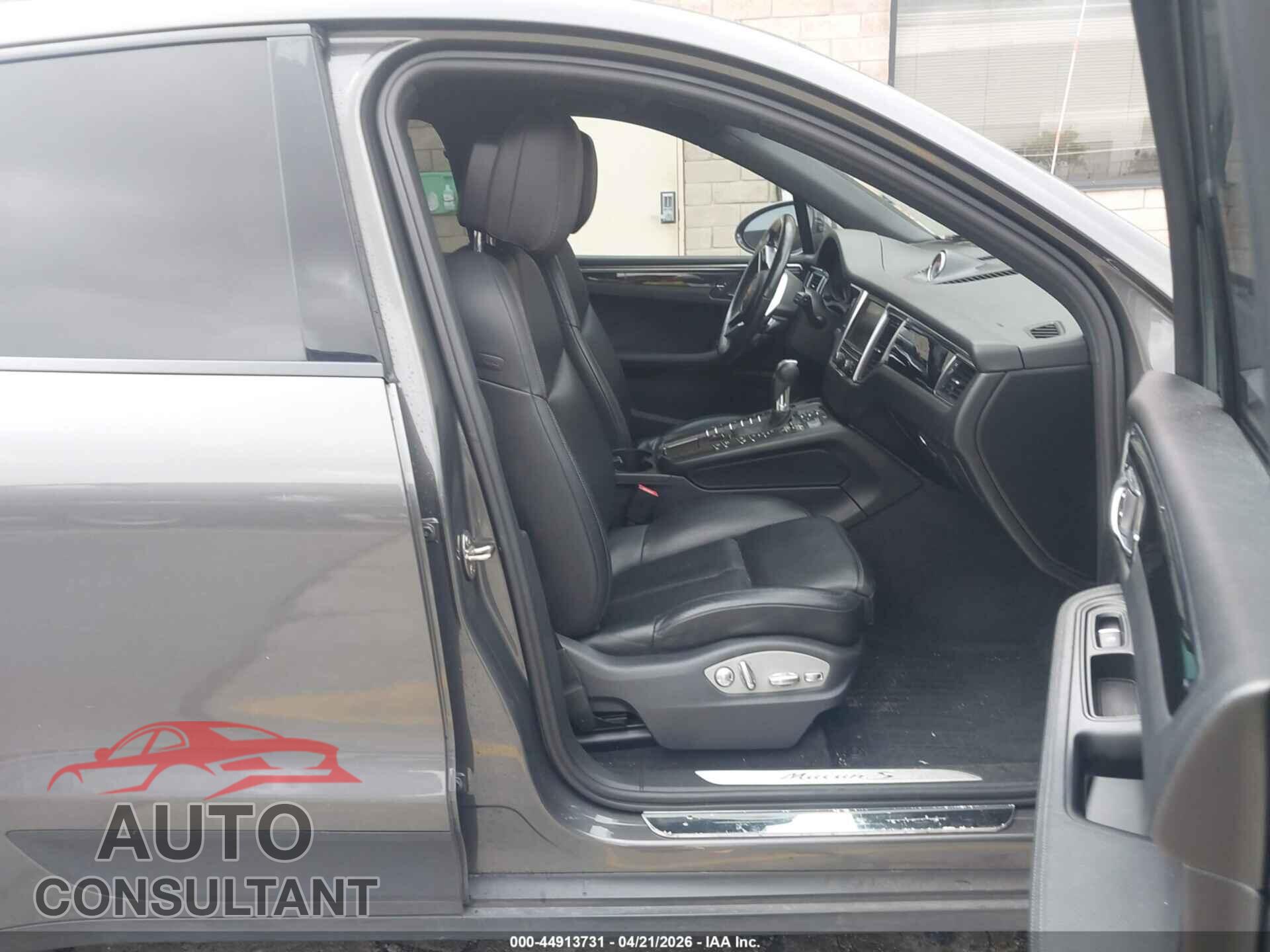 PORSCHE MACAN 2015 - WP1AB2A58FLB58175