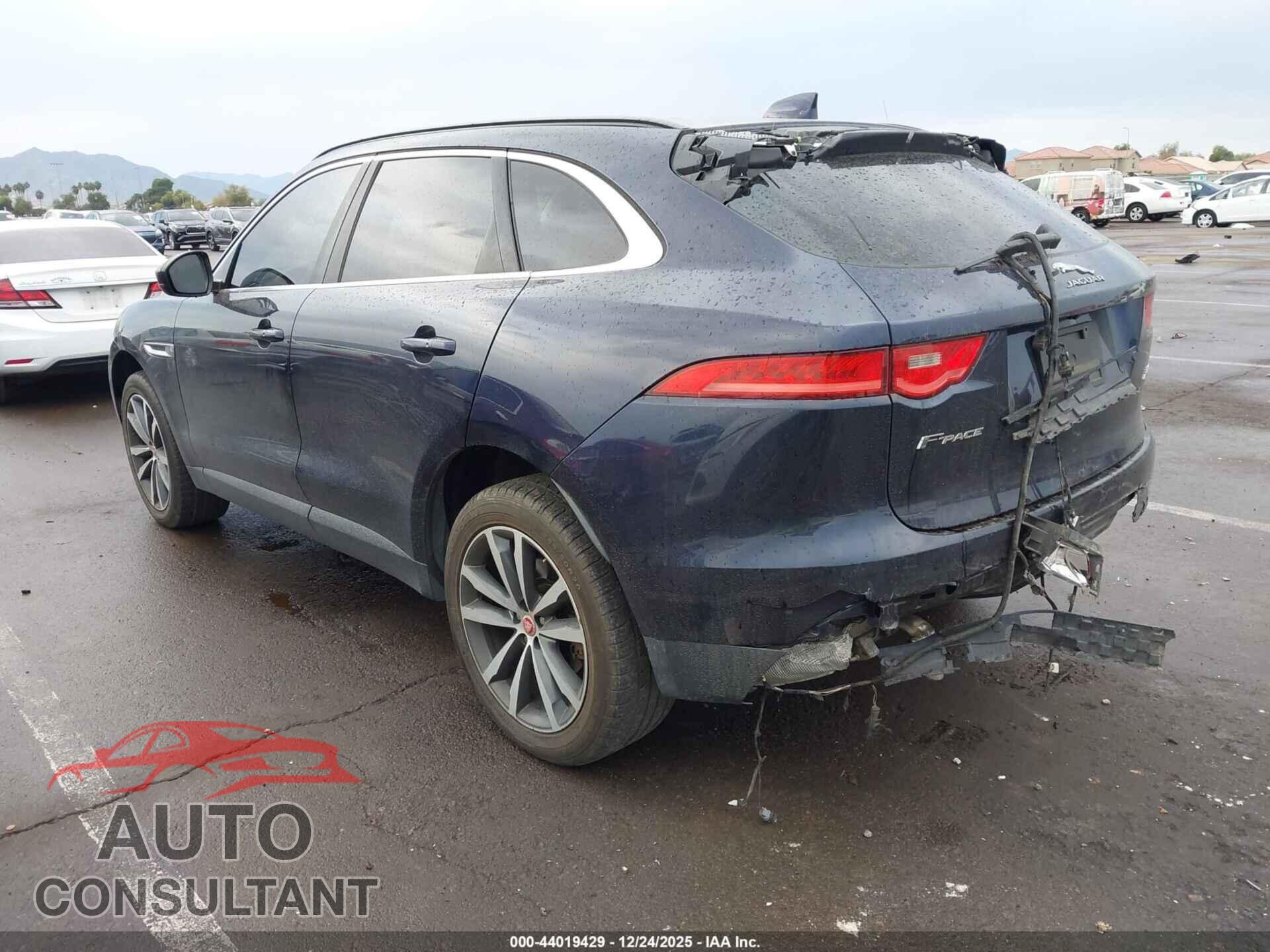 JAGUAR F-PACE 2018 - SADCK2EV3JA271464