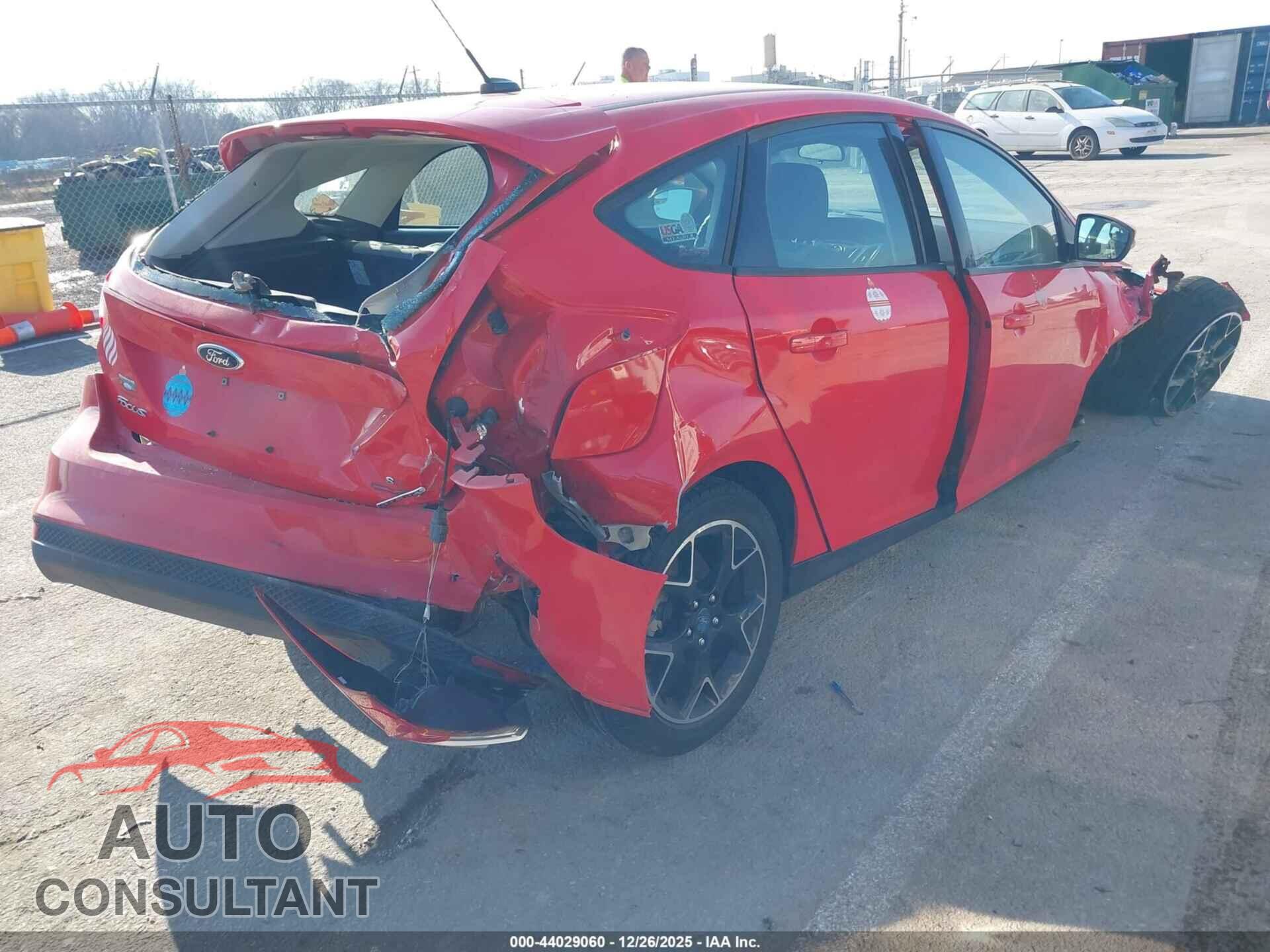 FORD FOCUS 2012 - 1FAHP3K25CL476512