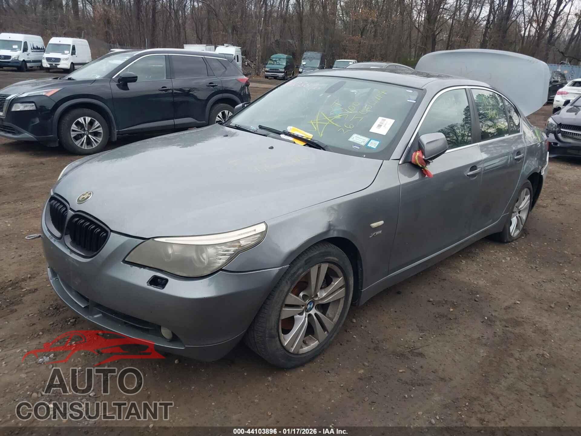 BMW 528I 2010 - WBANV1C51AC444652