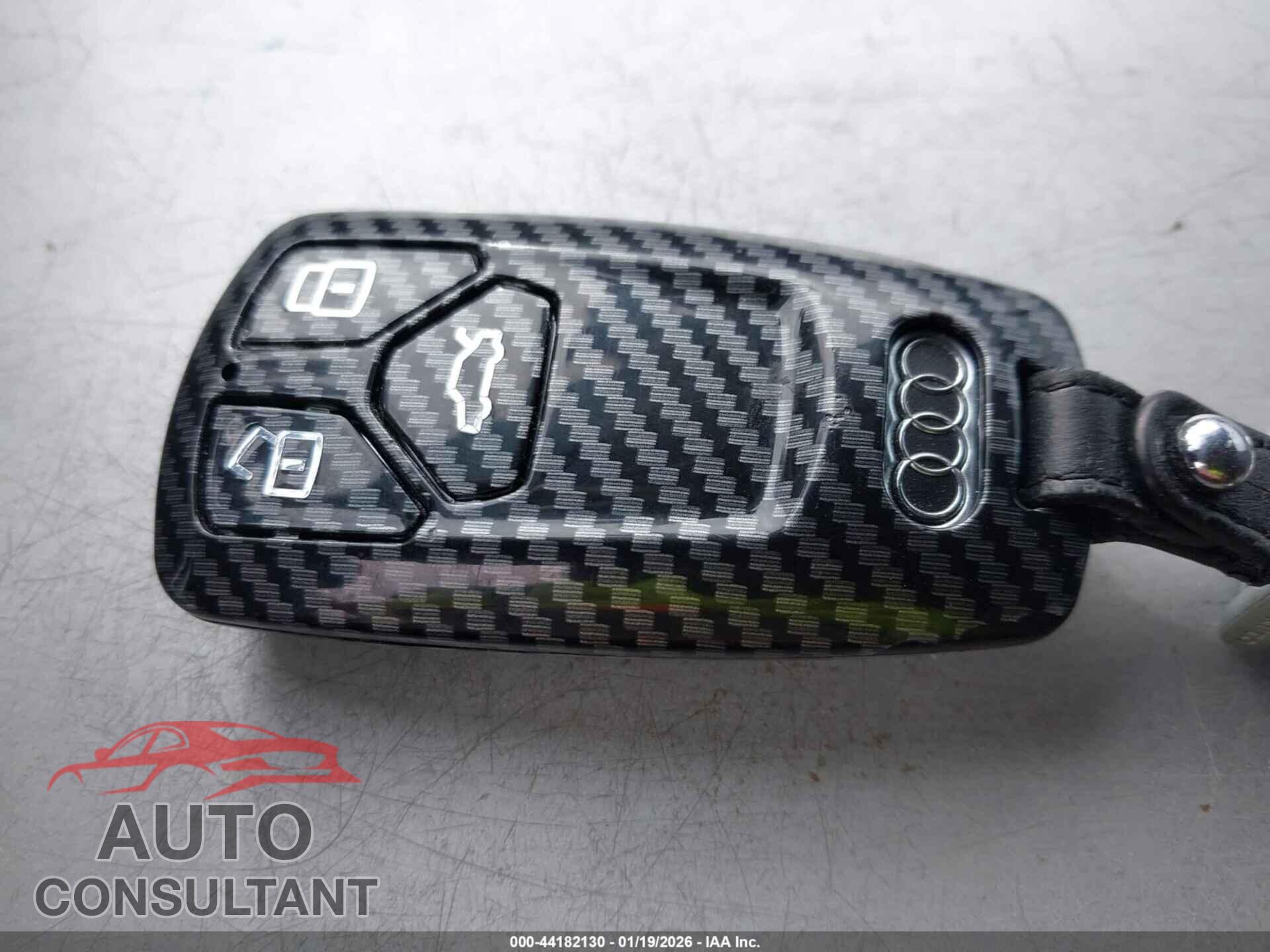 AUDI Q7 2017 - WA1LAAF79HD036367