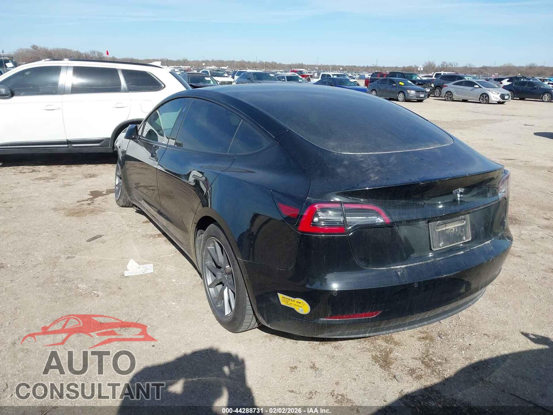 TESLA MODEL 3 2022 - 5YJ3E1EA3NF196191