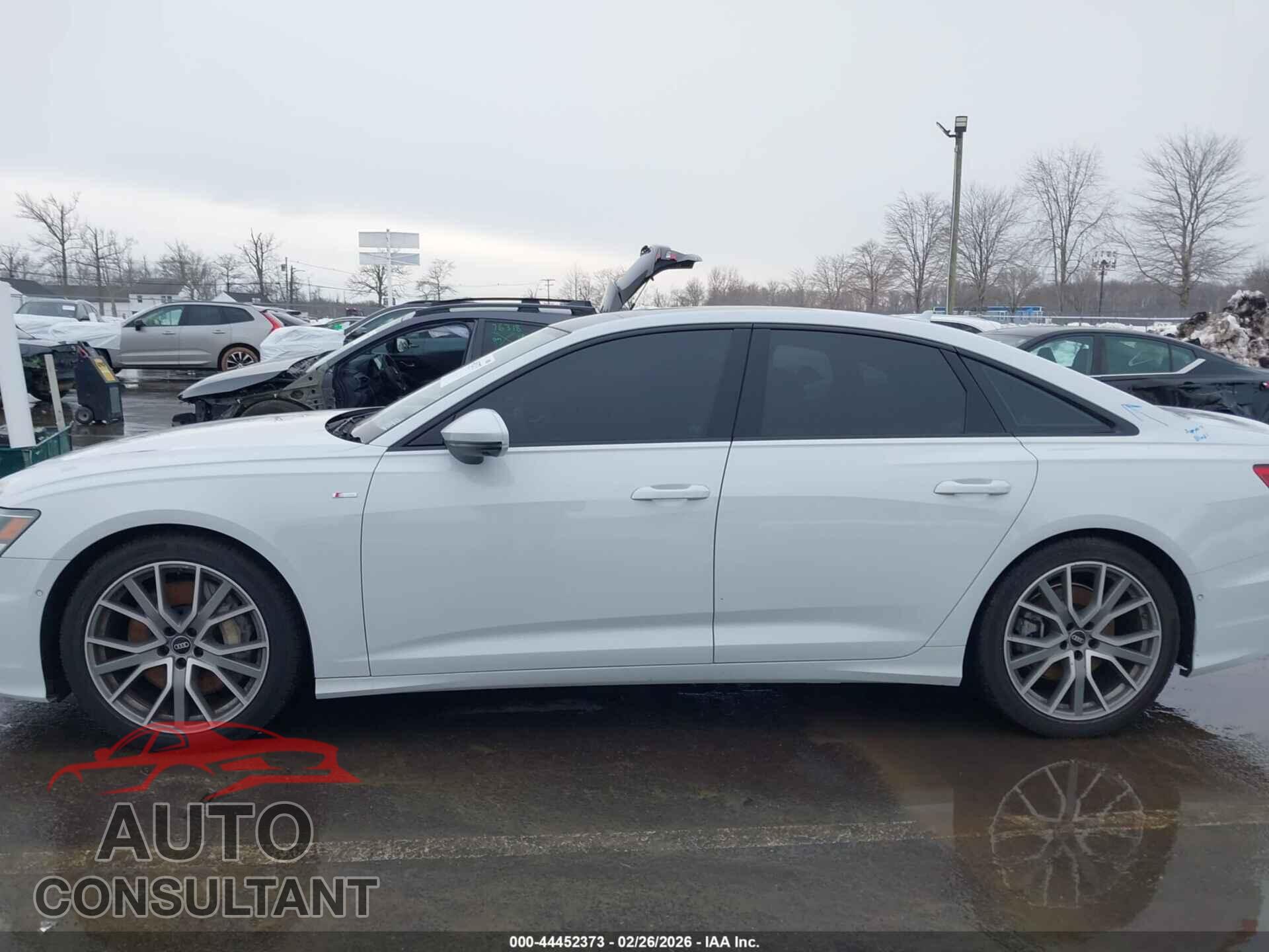 AUDI A6 2023 - WAUL2BF2XPN014364
