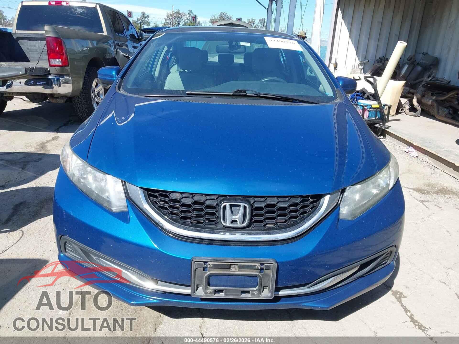 HONDA CIVIC 2015 - 2HGFB2F80FH544632