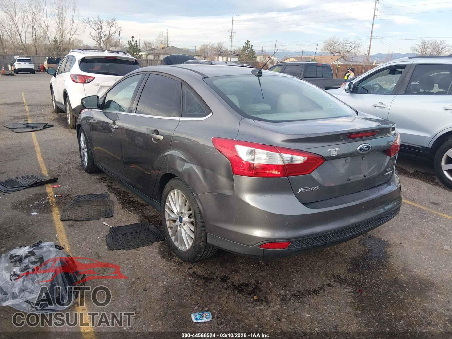 FORD FOCUS 2012 - 1FAHP3H29CL473376
