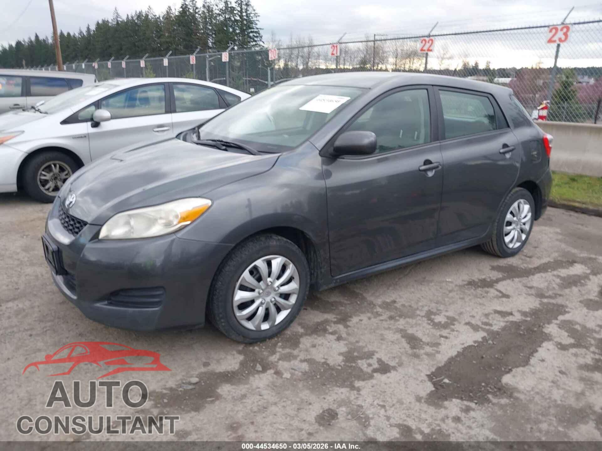 TOYOTA MATRIX 2010 - 2T1KU4EE5AC328076