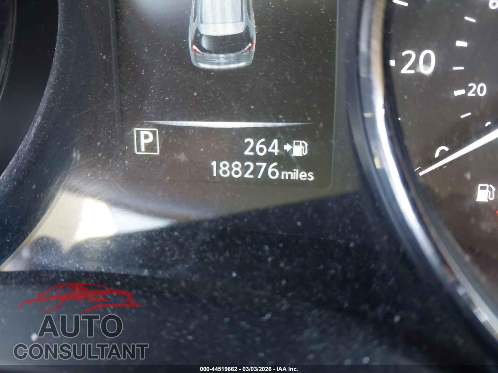 NISSAN ROGUE 2017 - KNMAT2MT7HP553839