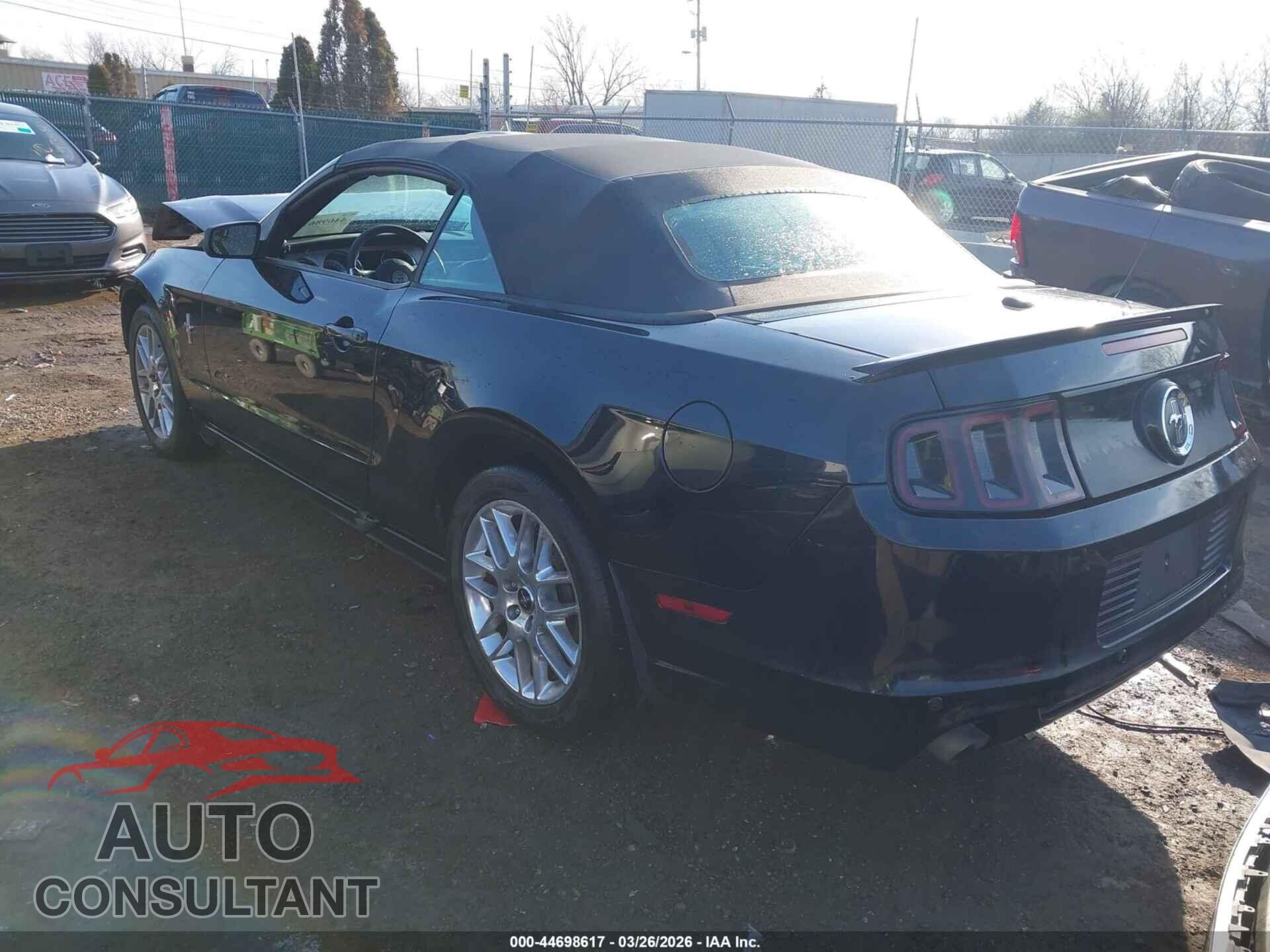 FORD MUSTANG 2013 - 1ZVBP8EM0D5249421