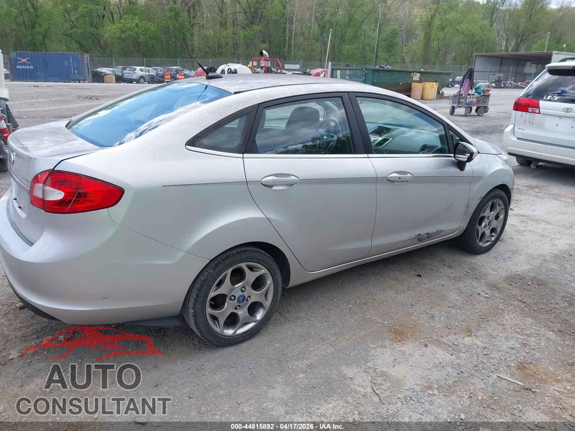FORD FIESTA 2012 - 3FADP4CJ9CM156022