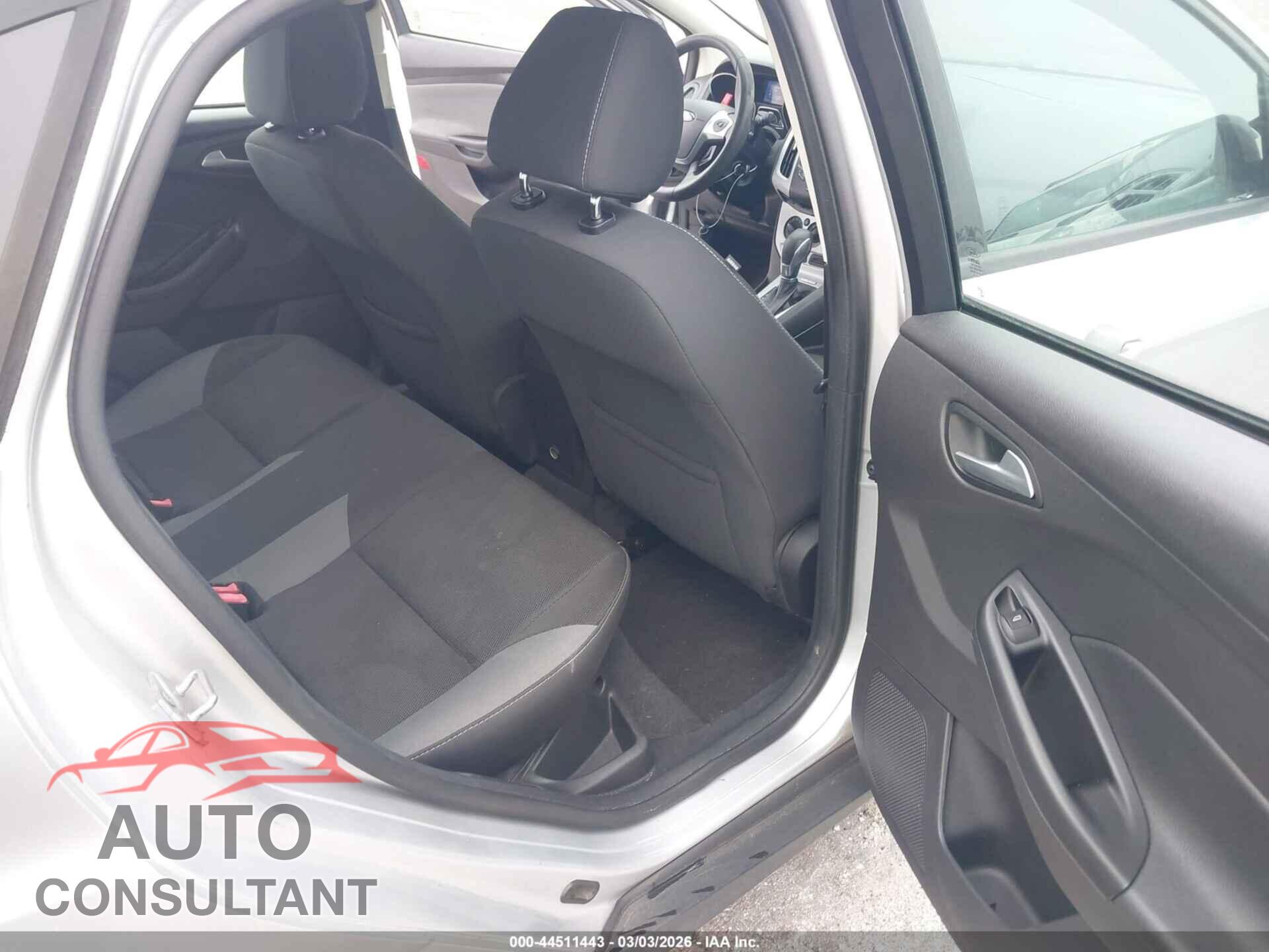 FORD FOCUS 2013 - 1FADP3F22DL376264