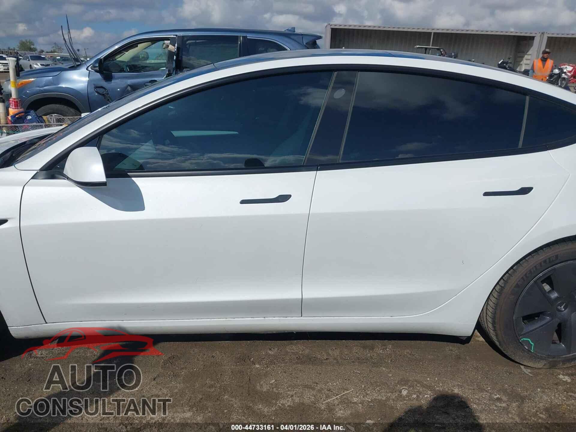 TESLA MODEL 3 2021 - 5YJ3E1EB4MF981438