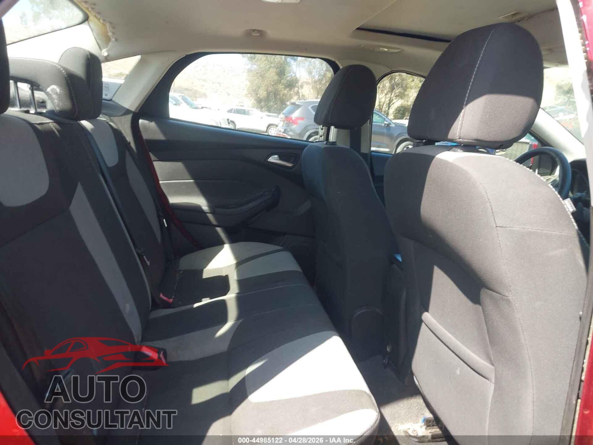 FORD FOCUS 2014 - 1FADP3F21EL321483