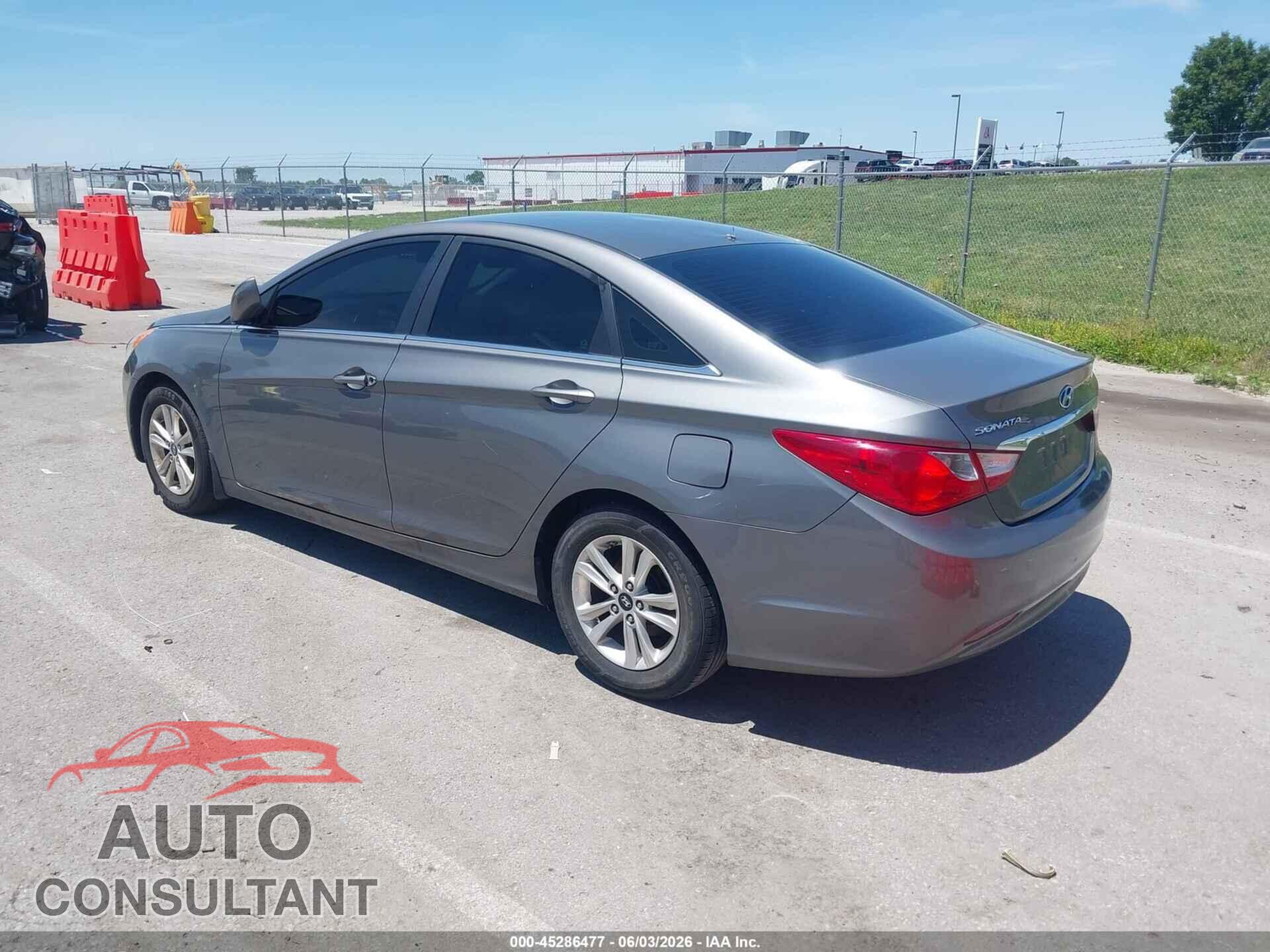 HYUNDAI SONATA 2013 - 5NPEB4AC3DH685281