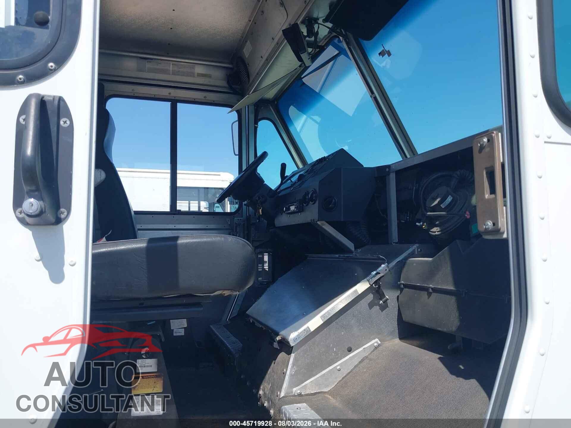 FORD E-350 STRIPPED 2017 - 1FC3E3KS8HDC66479