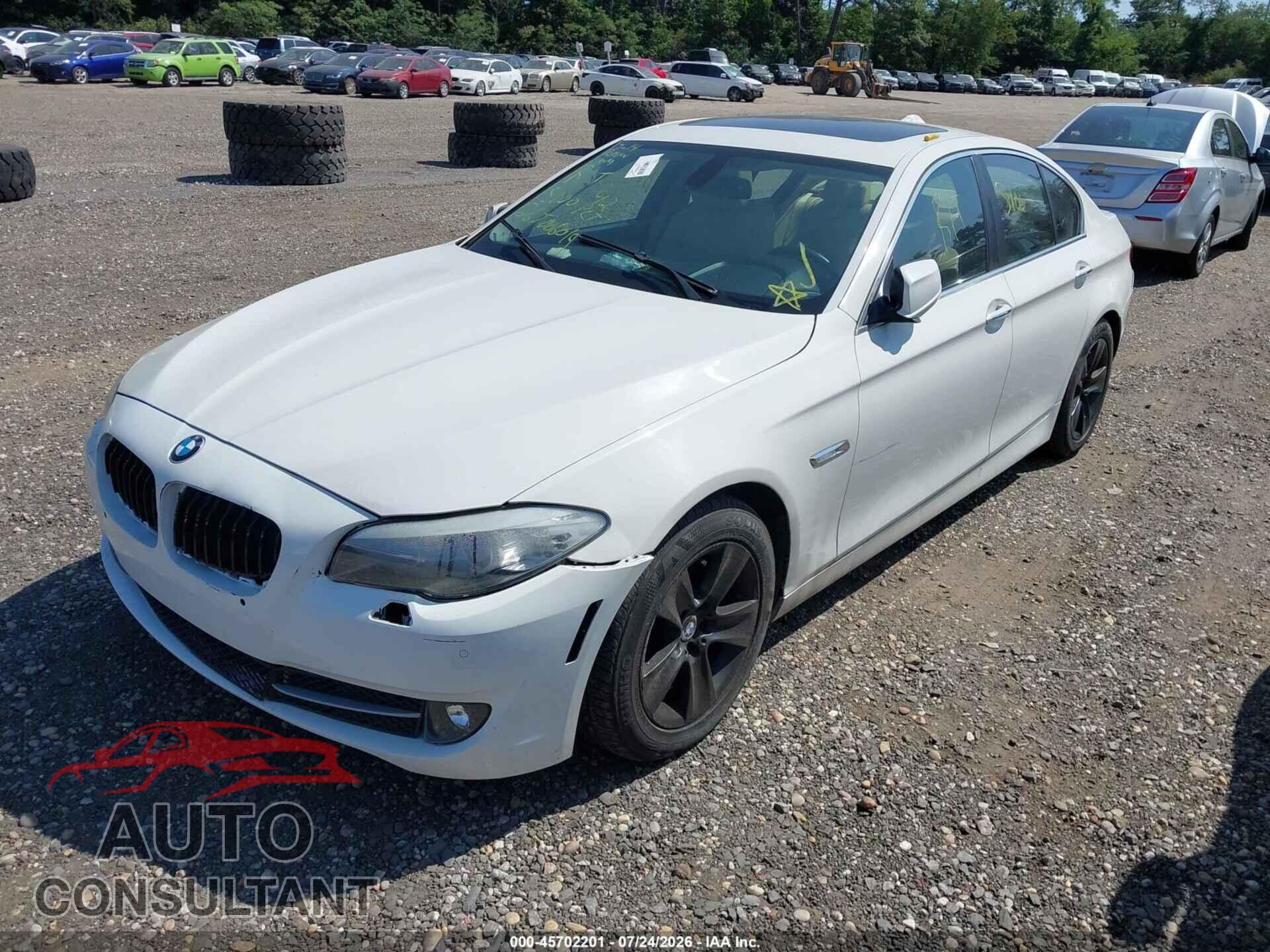 BMW 528I 2012 - WBAXH5C53CDW10884