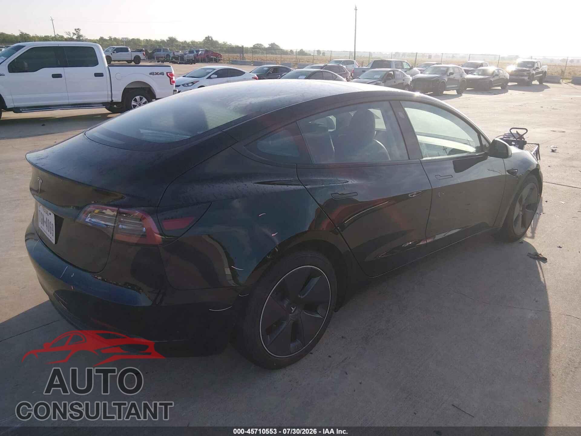 TESLA MODEL 3 2023 - 5YJ3E1EAXPF588247