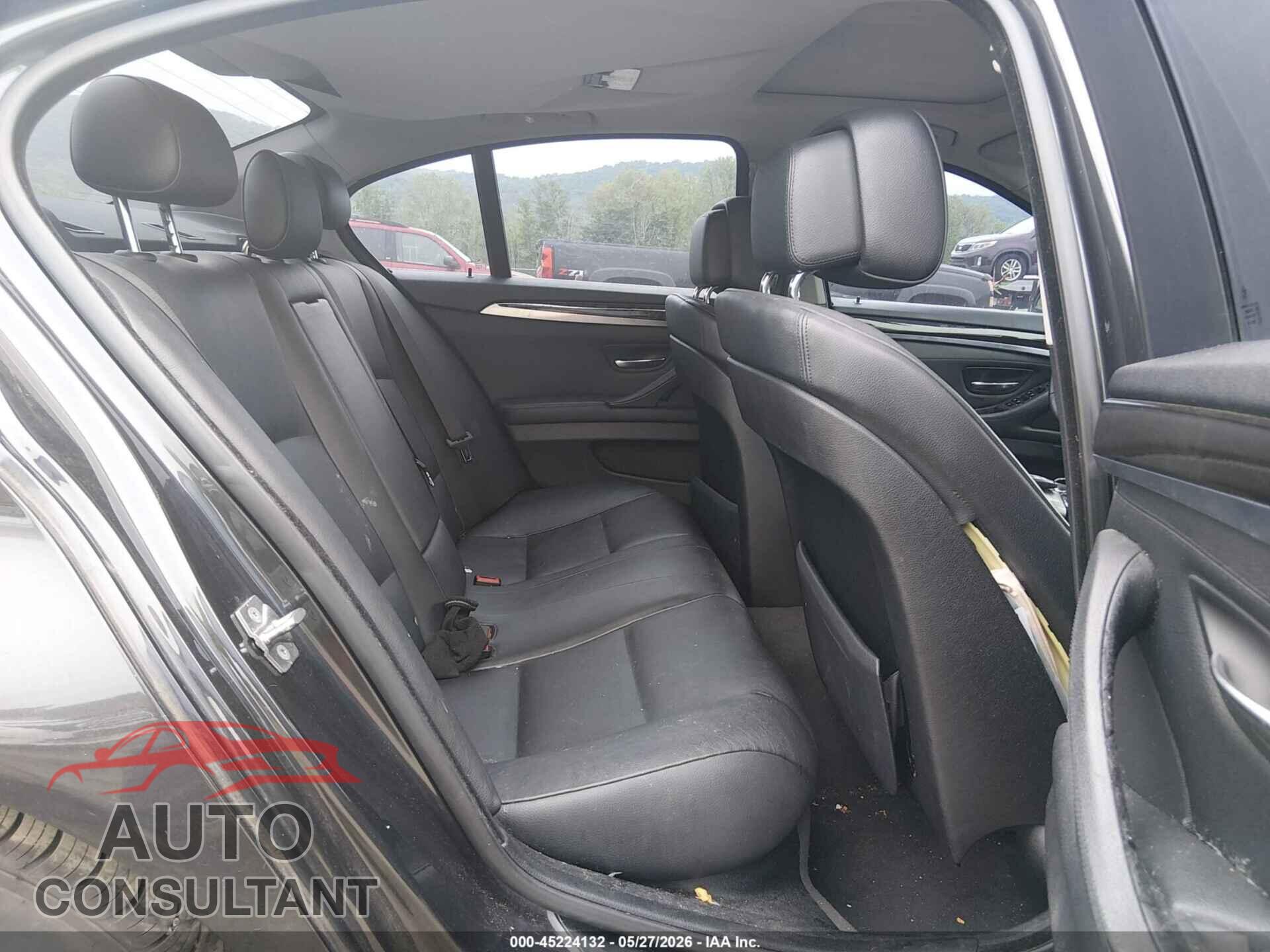 BMW 528I 2012 - WBAXG5C54CDW24330