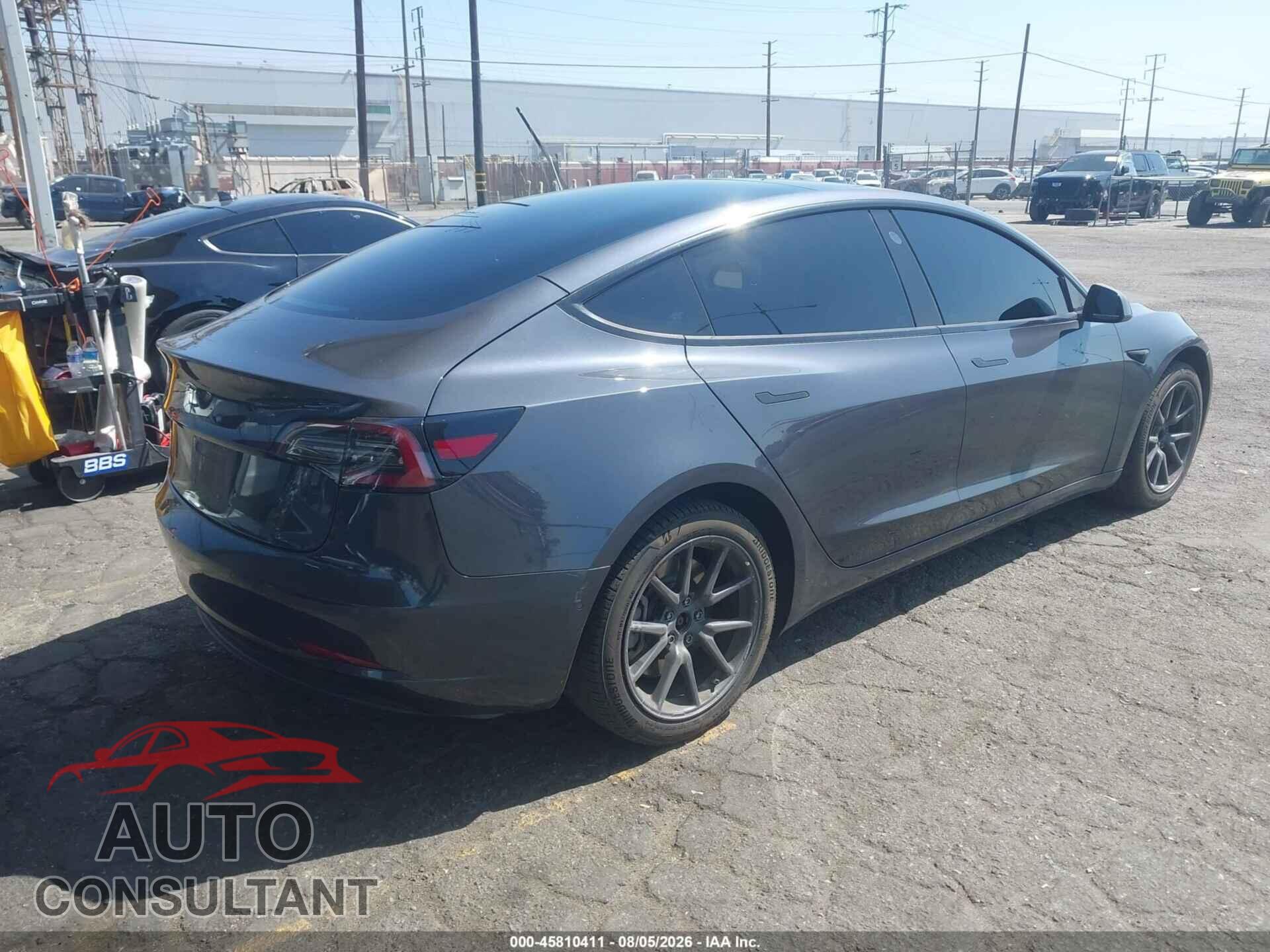 TESLA MODEL 3 2018 - 5YJ3E1EA9JF045401