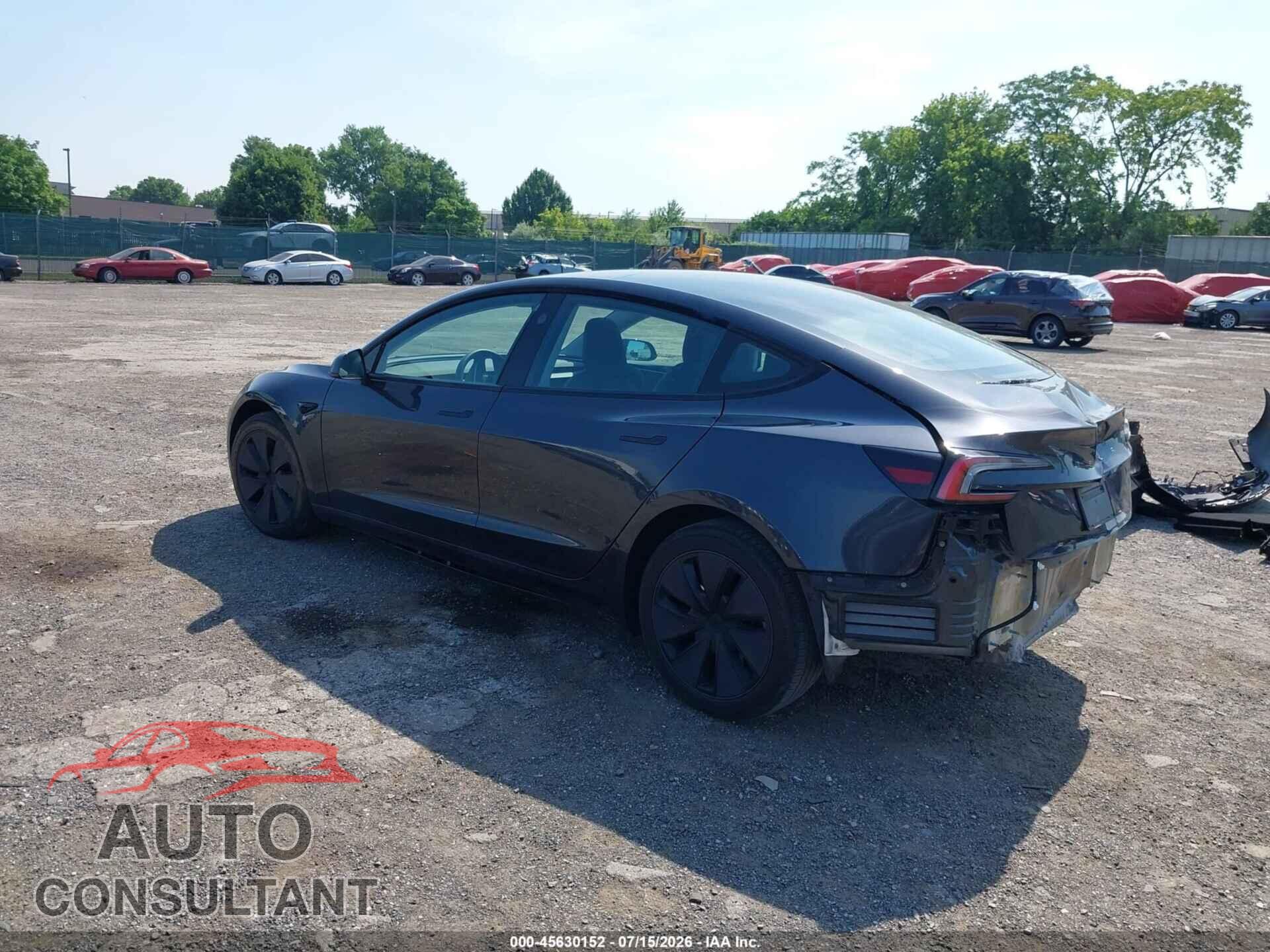 TESLA MODEL 3 2024 - 5YJ3E1EA6RF740396