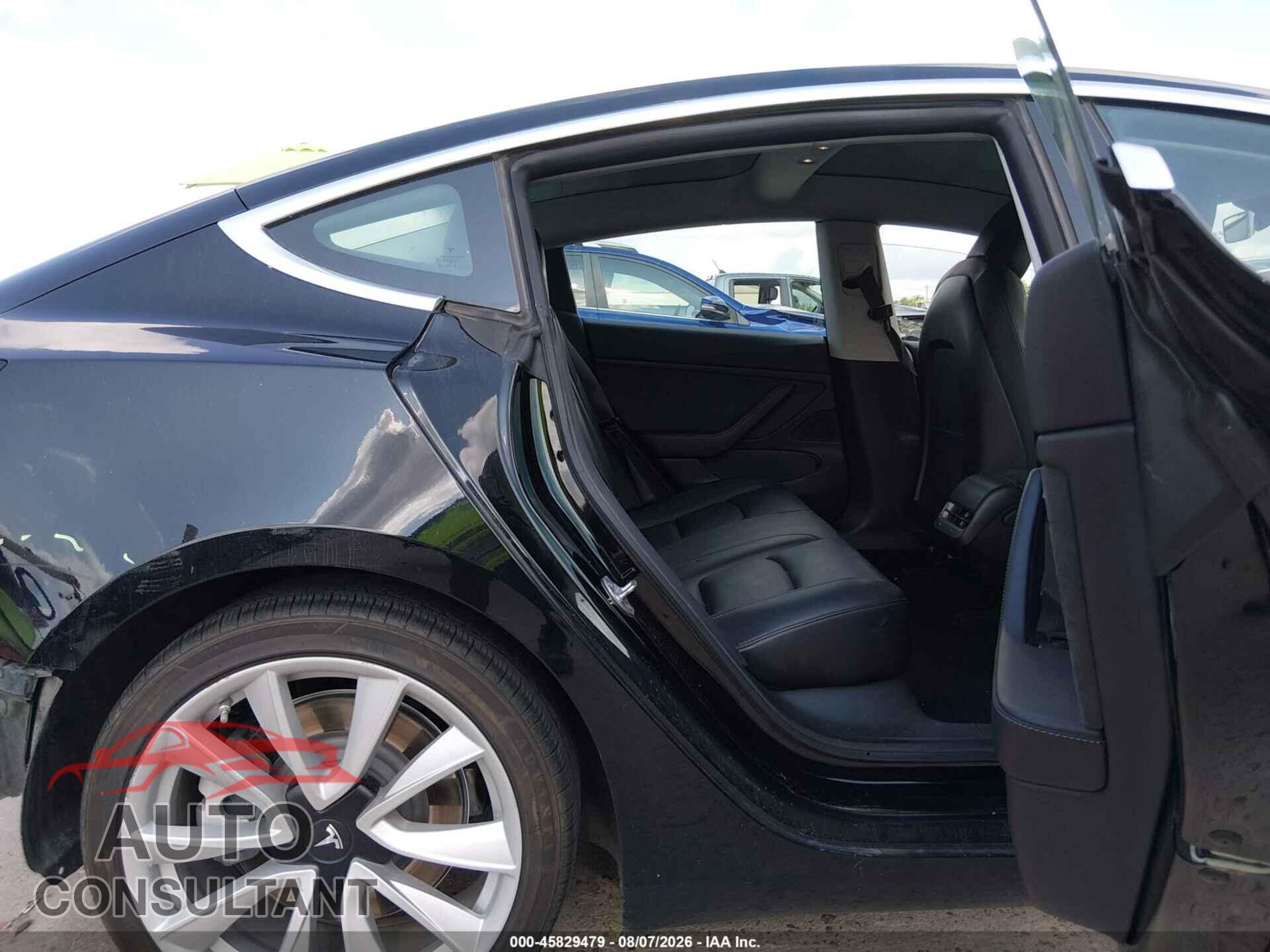 TESLA MODEL 3 2019 - 5YJ3E1EA0KF412543