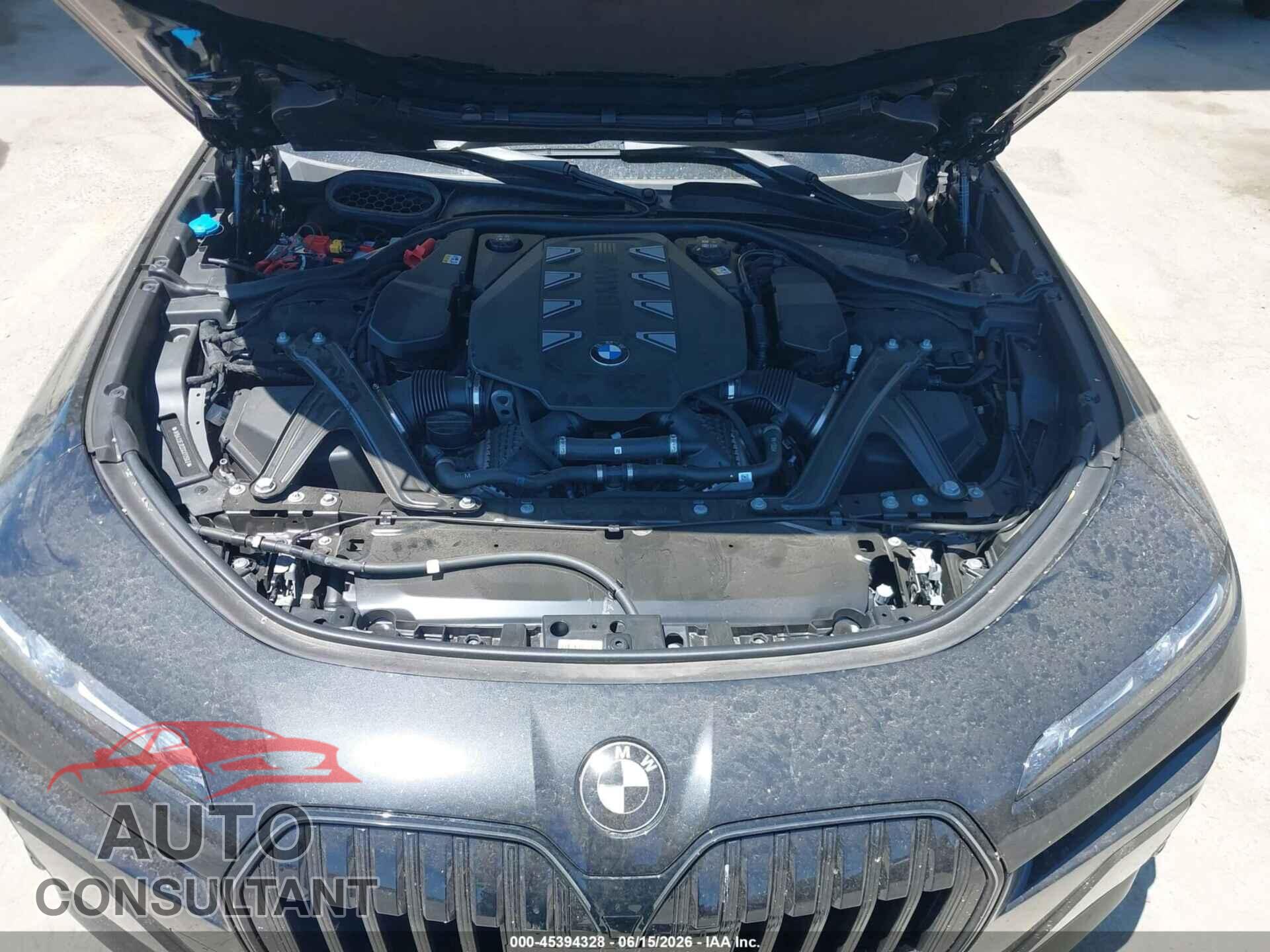 BMW 760I 2025 - WBA33EJ03SCU72563