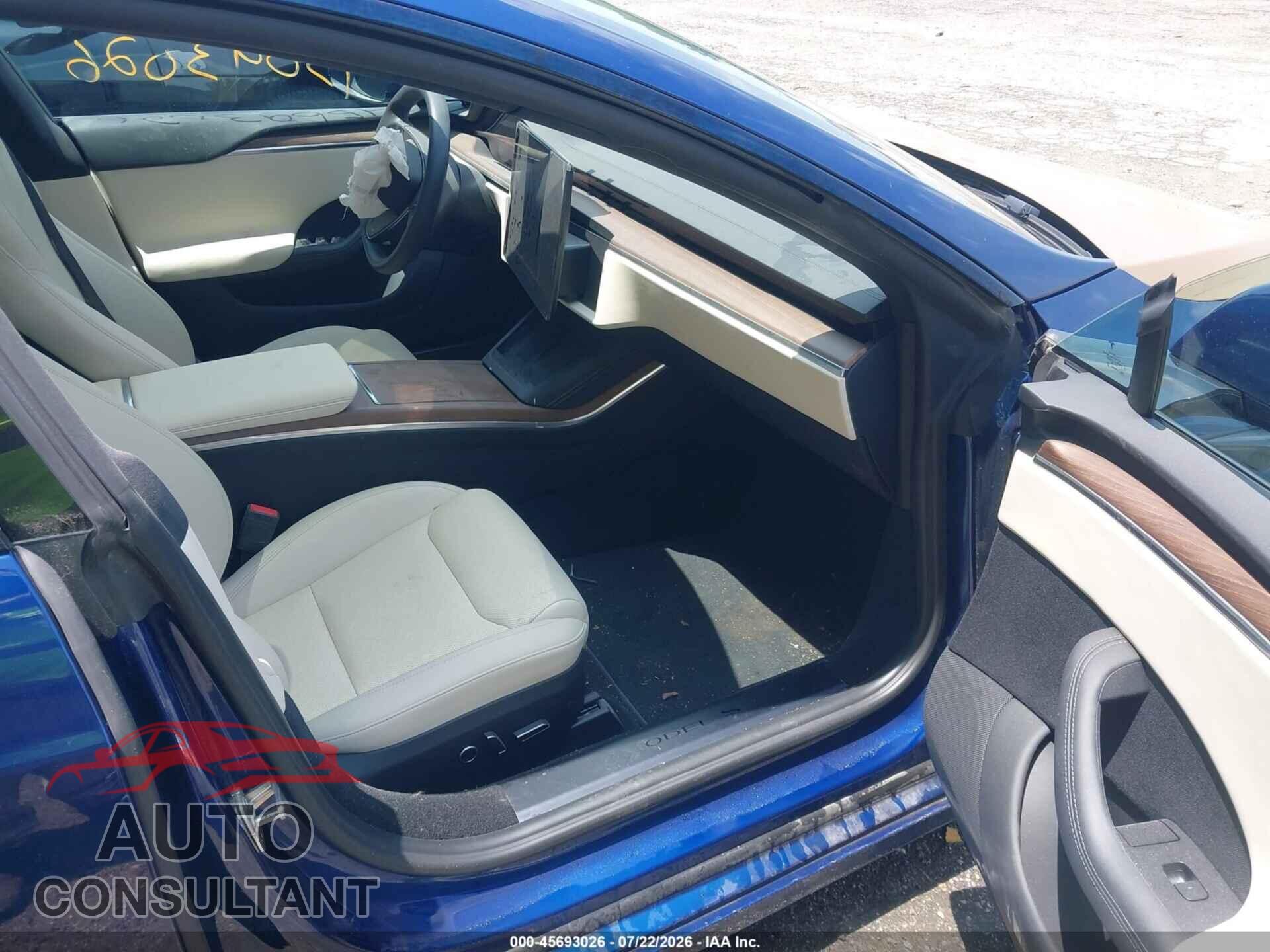 TESLA MODEL S 2023 - 5YJSA1E52PF513097