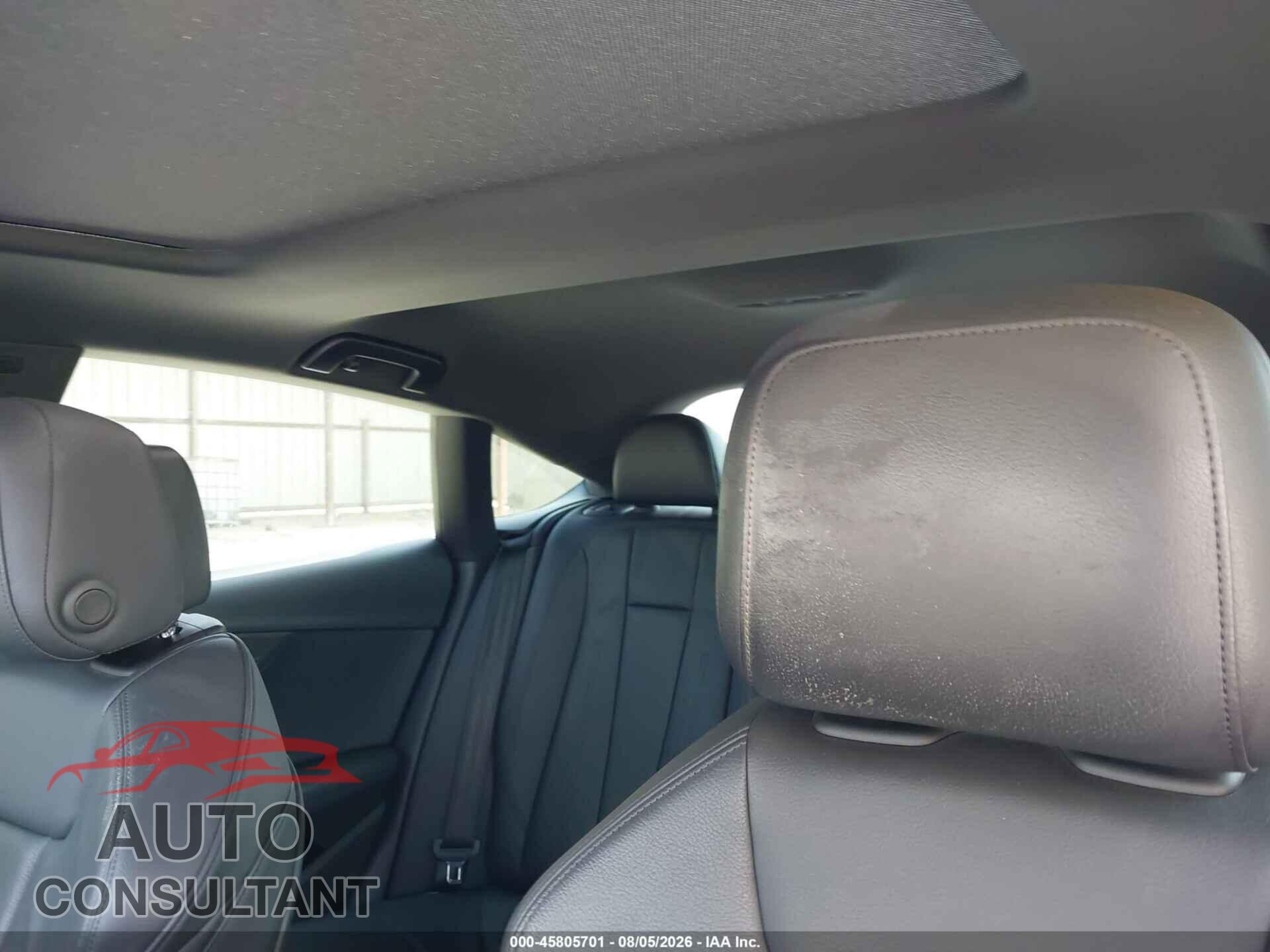 AUDI A5 2018 - WAUDNCF55JA034418
