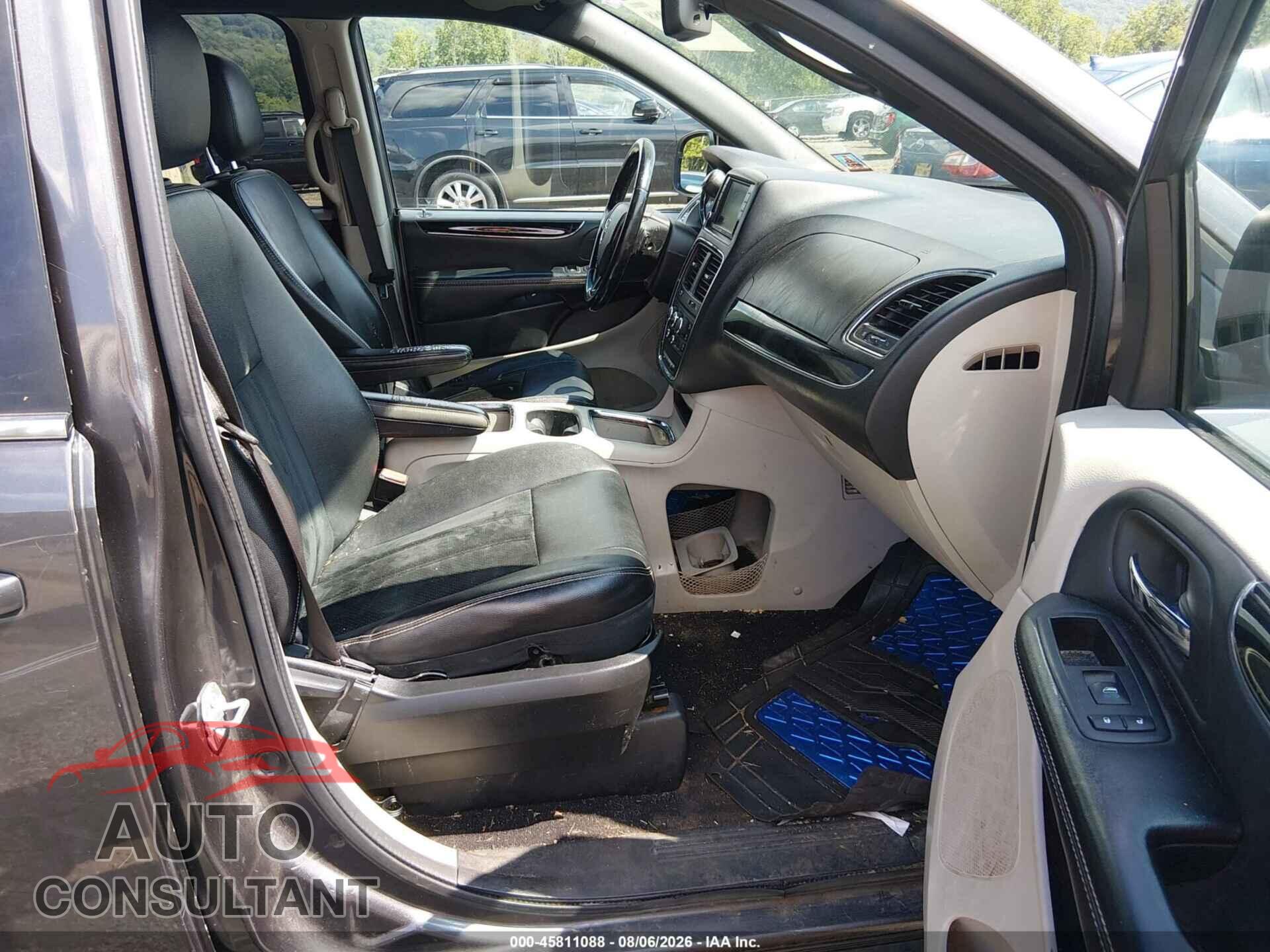 DODGE GRAND CARAVAN 2018 - 2C4RDGCG4JR297830