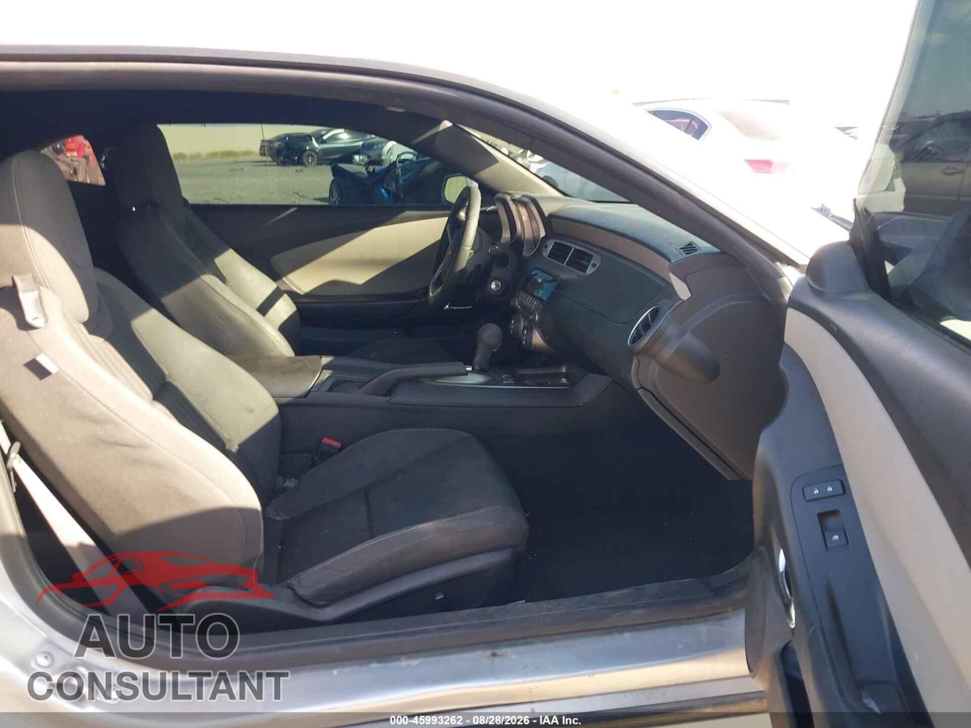 CHEVROLET CAMARO 2015 - 2G1FB1E32F9300630