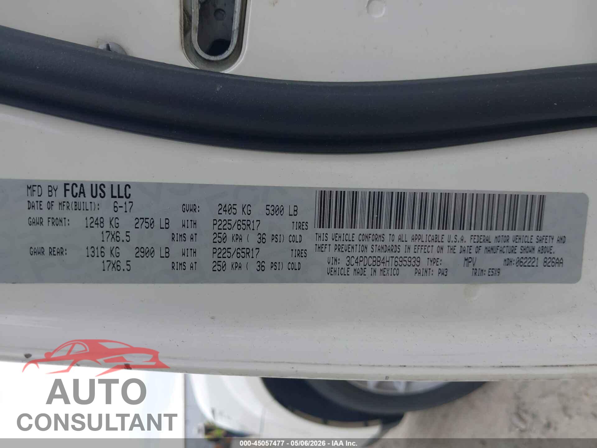 DODGE JOURNEY 2017 - 3C4PDCBB4HT695939