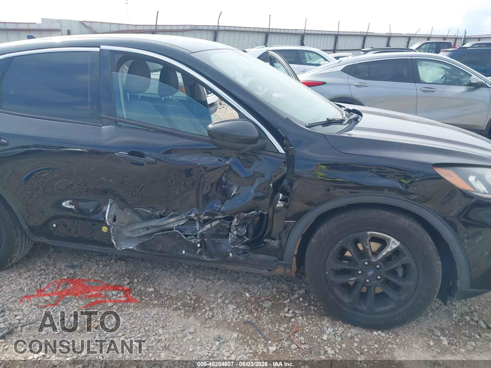 FORD ESCAPE 2020 - 1FMCU0G68LUA00641