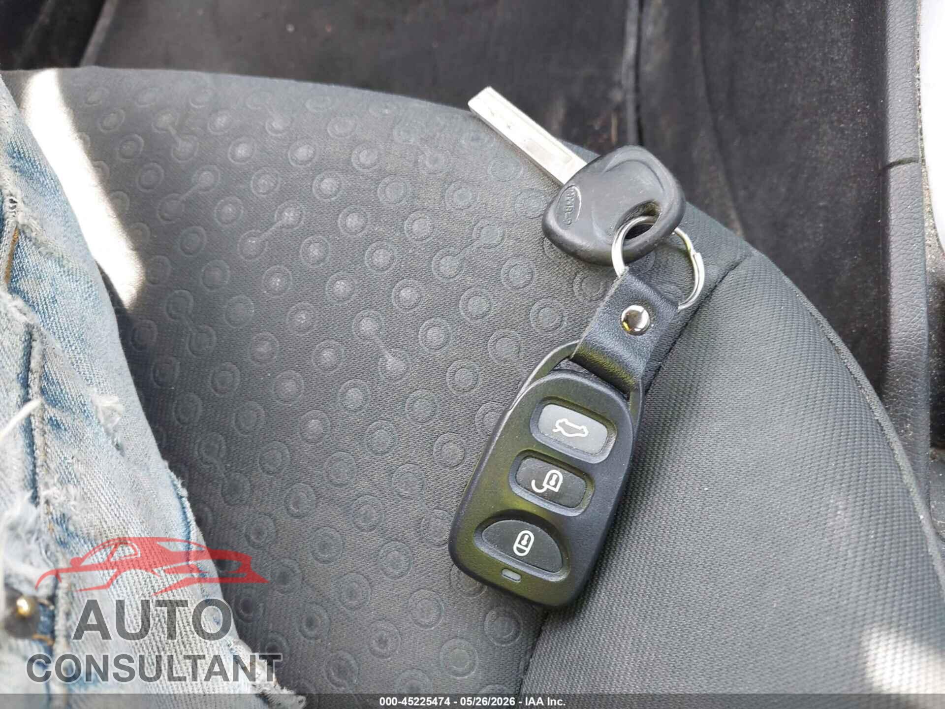 HYUNDAI ACCENT 2012 - KMHCU5AE3CU019742